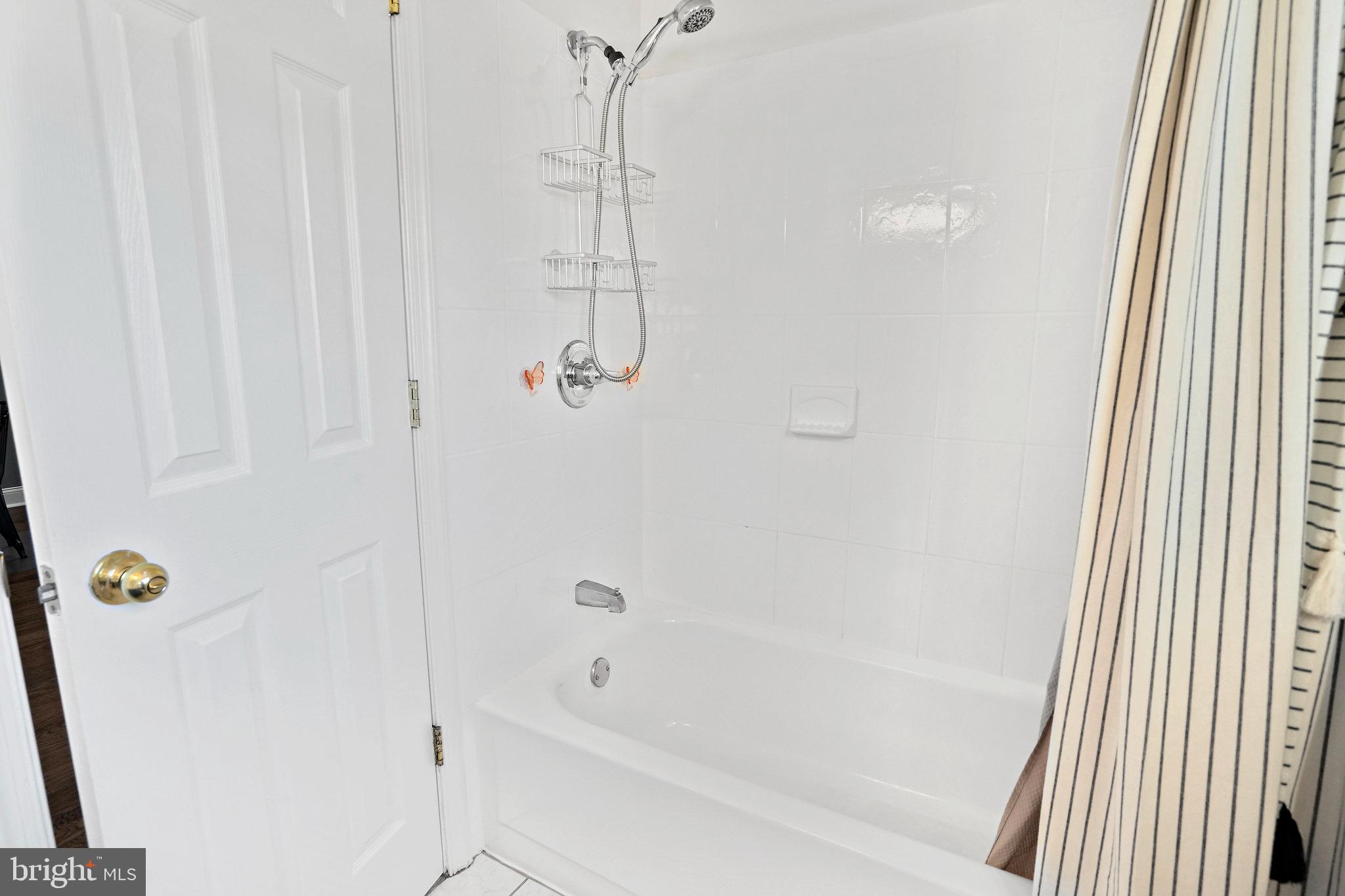 MEADOWBROOK AT BELAIR - Residential Lease