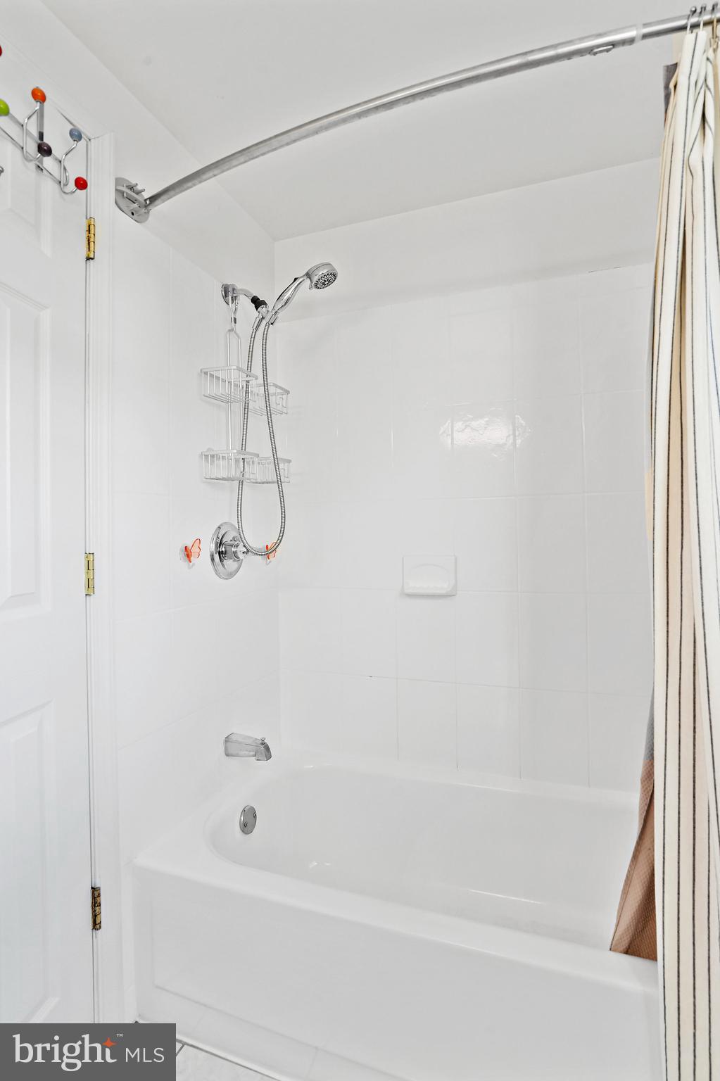 MEADOWBROOK AT BELAIR - Residential Lease