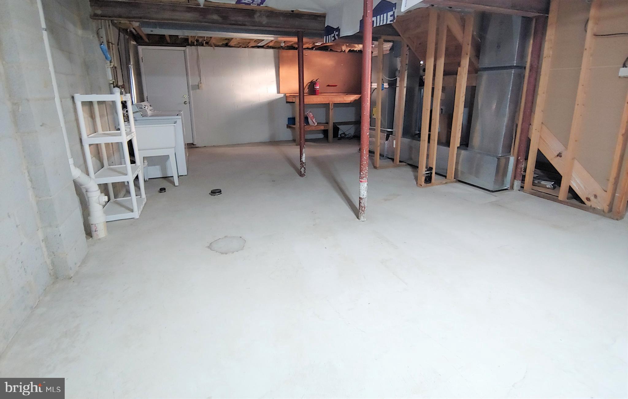 TURF VALLEY - Residential Lease