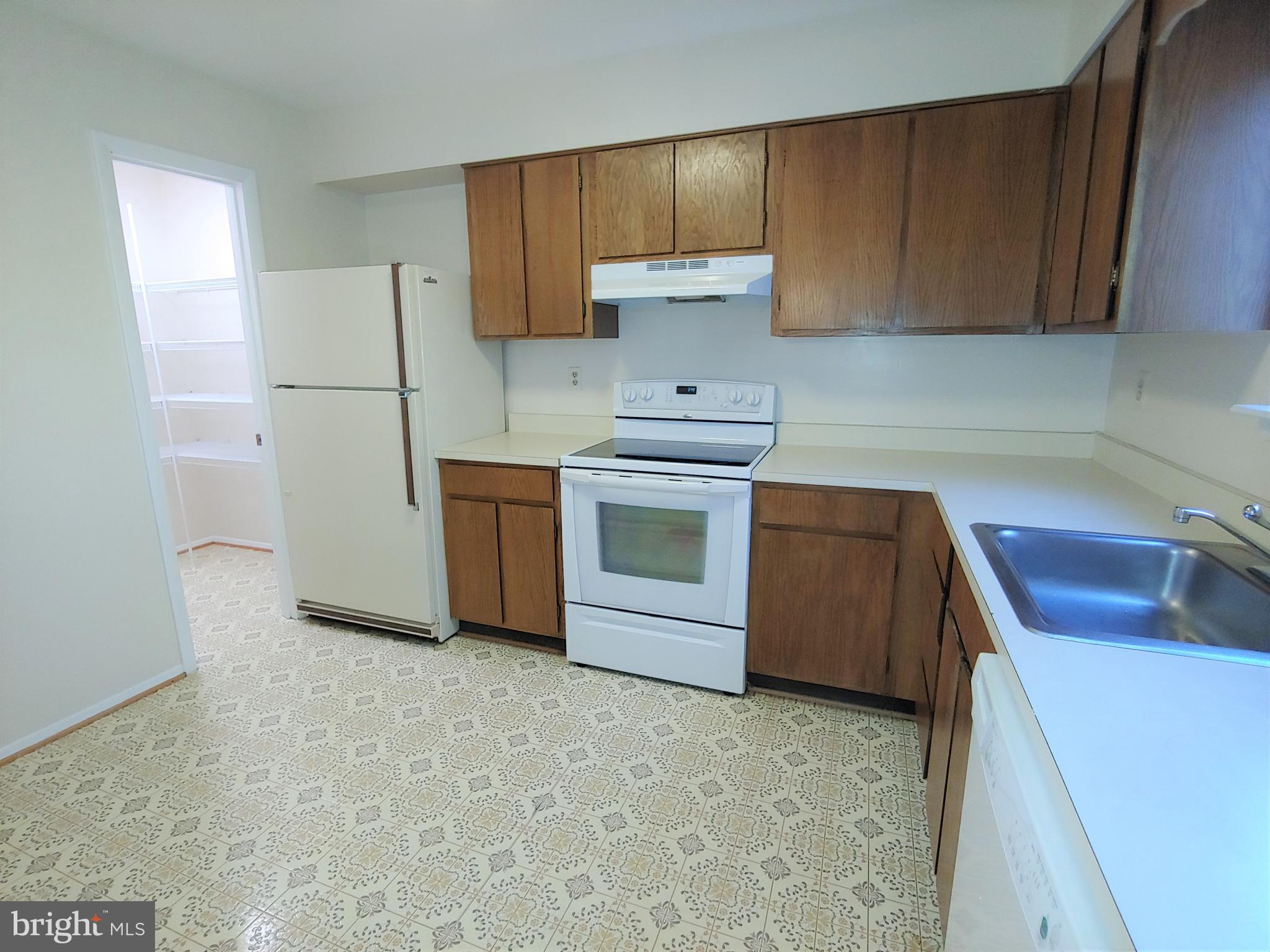 TURF VALLEY - Residential Lease