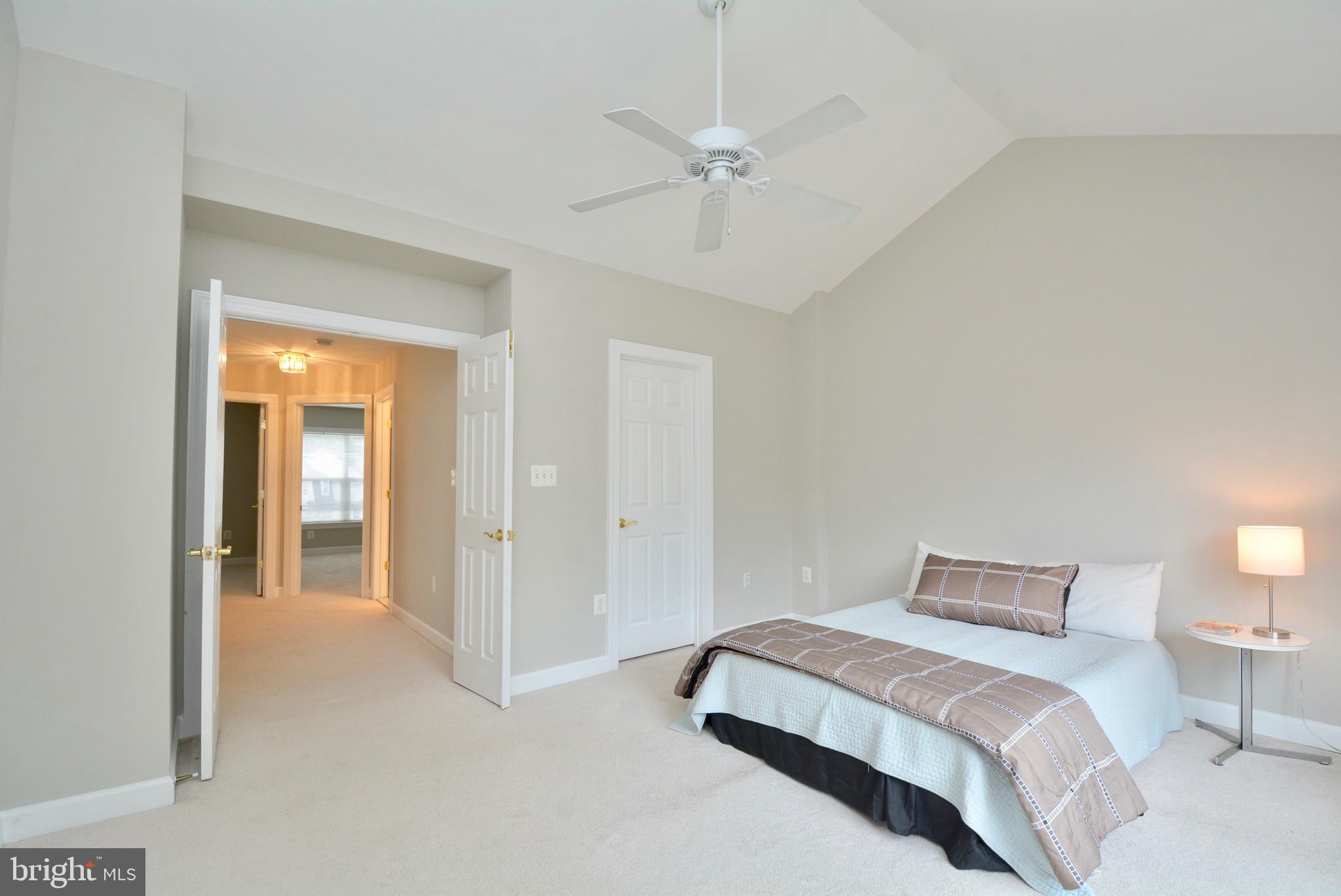 BLOOMS MILL - Residential