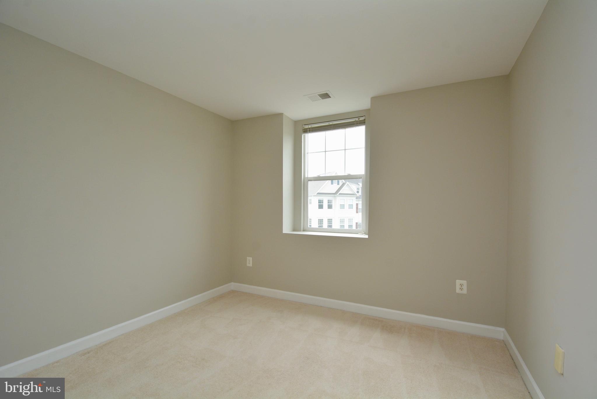 BLOOMS MILL - Residential