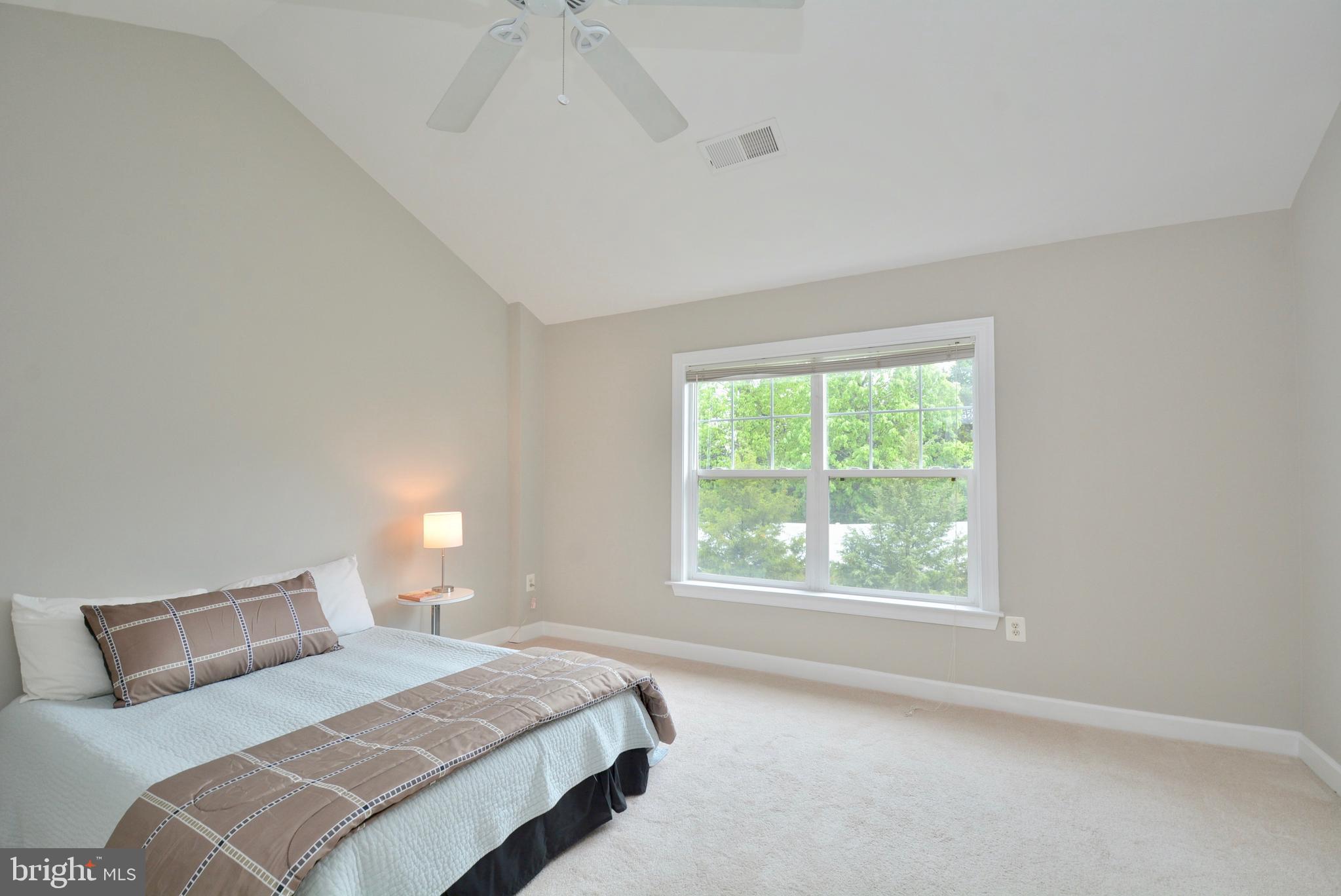 BLOOMS MILL - Residential