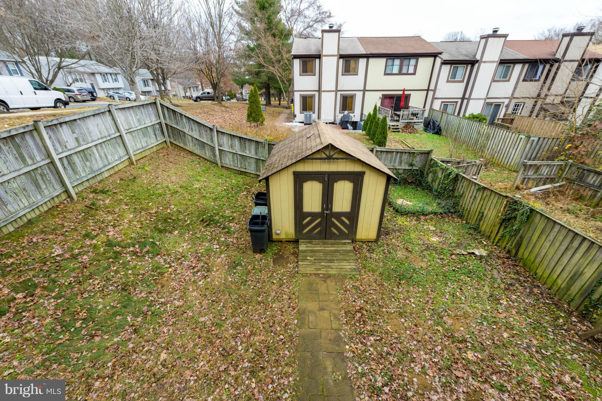 KIMBERLY WOODS VILLAGE - Residential