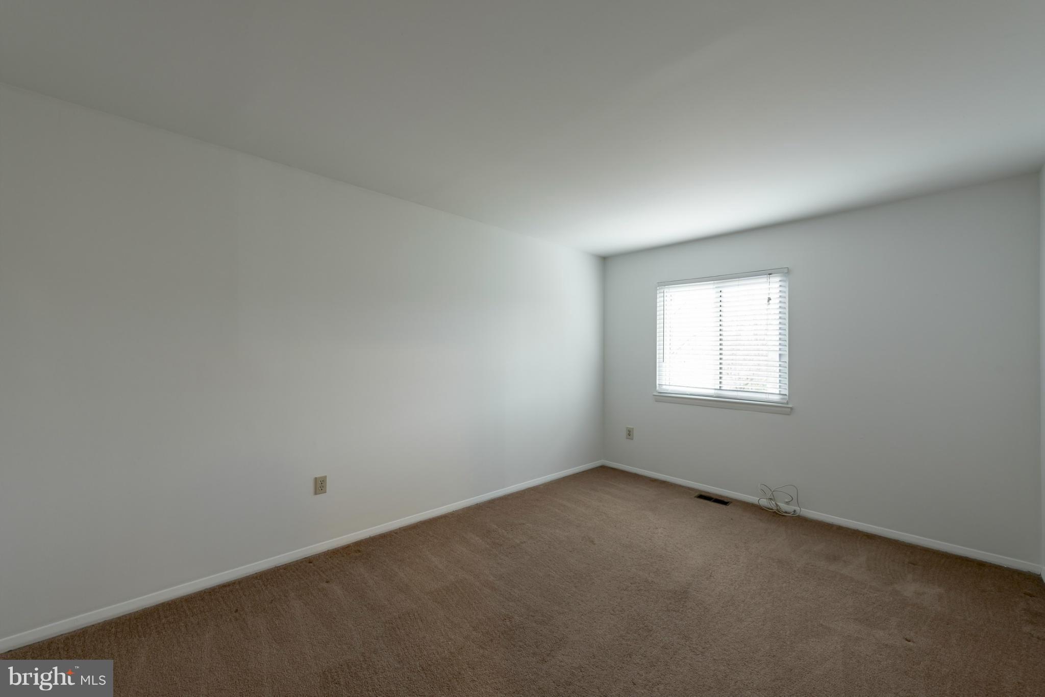 KIMBERLY WOODS VILLAGE - Residential