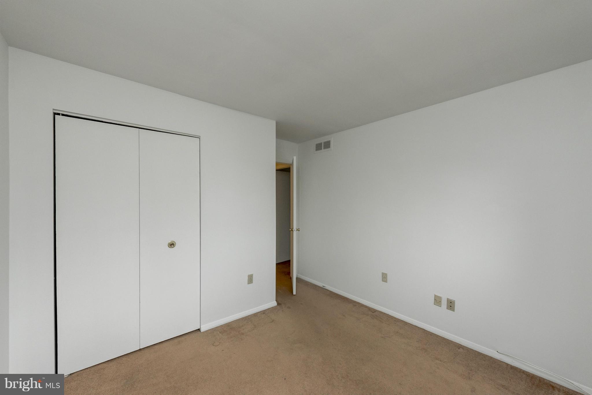 KIMBERLY WOODS VILLAGE - Residential