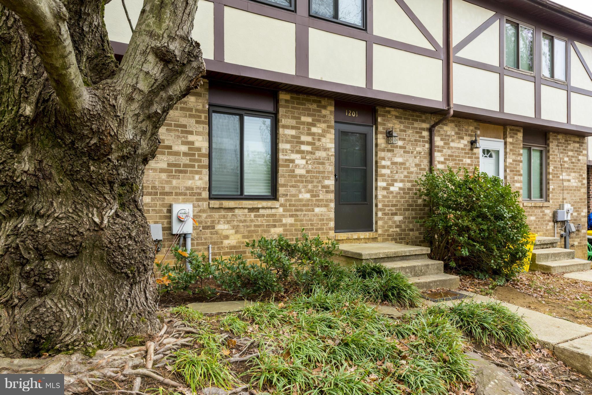 KIMBERLY WOODS VILLAGE - Residential