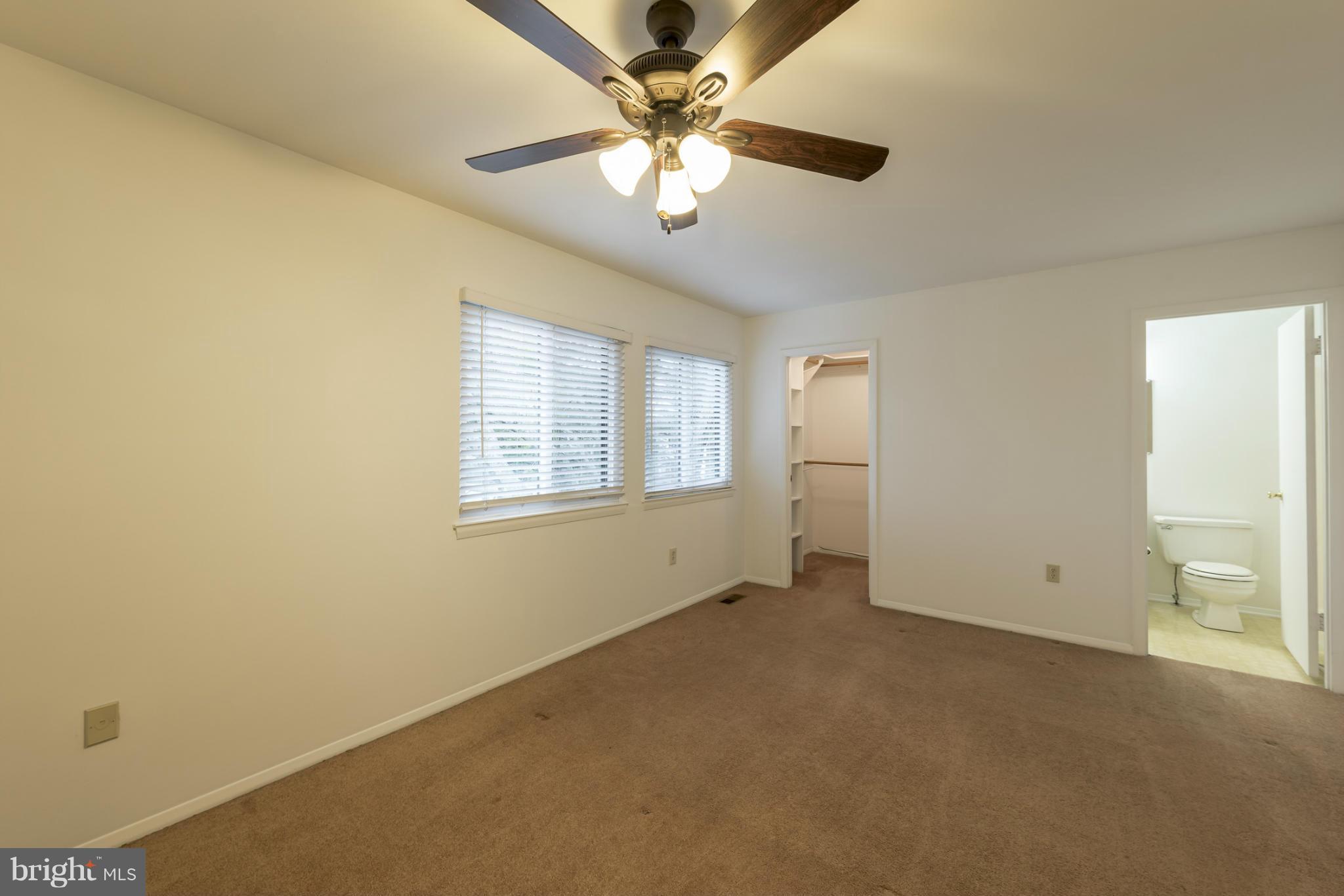 KIMBERLY WOODS VILLAGE - Residential