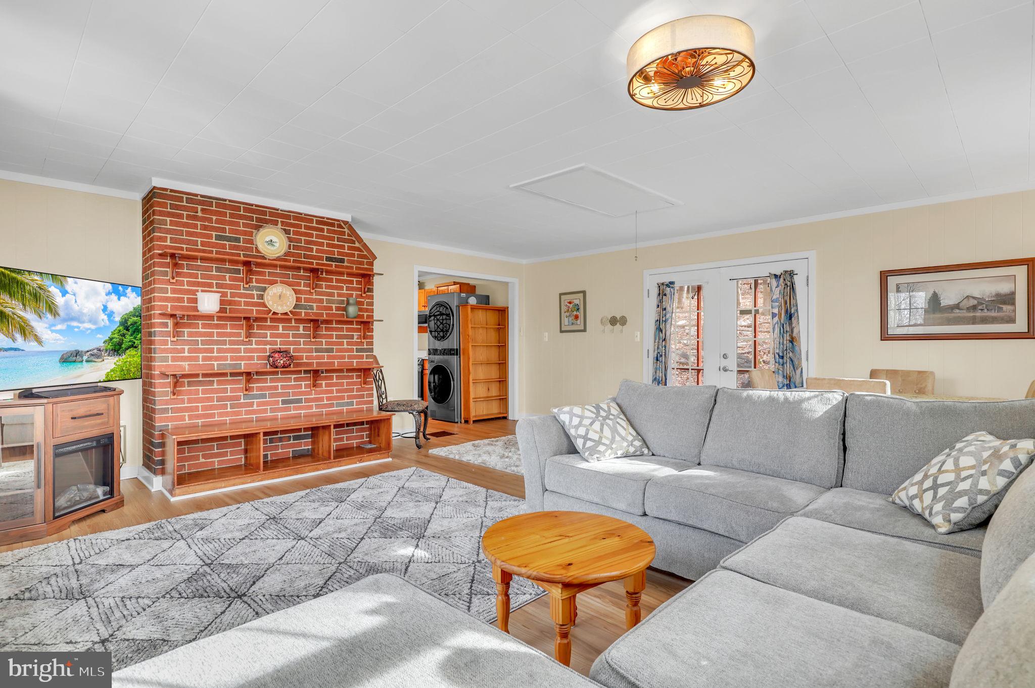 SHANNONDALE - Residential