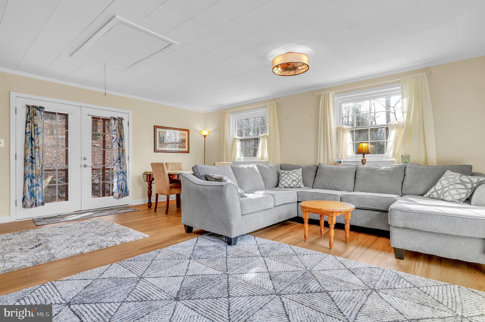 SHANNONDALE - Residential