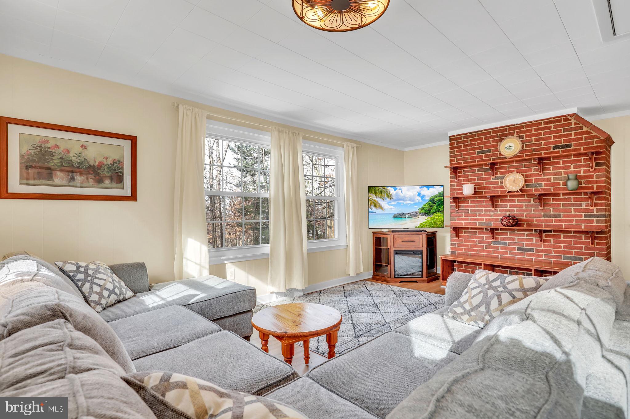 SHANNONDALE - Residential