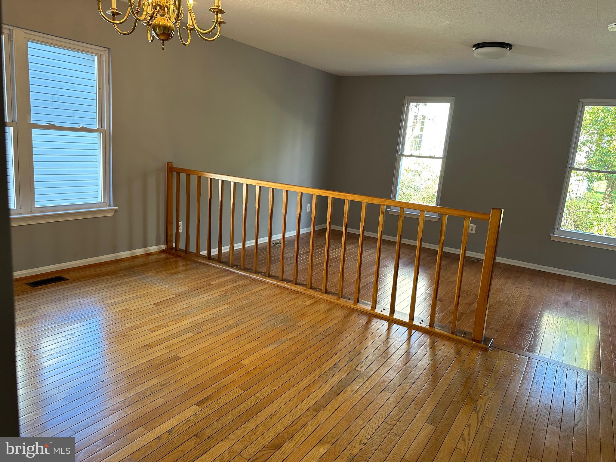 CARRIAGE HILL - Residential Lease