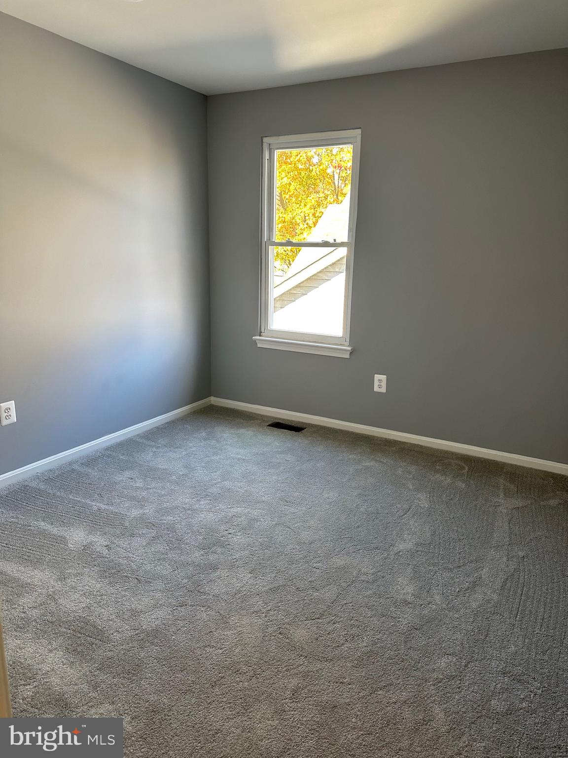 CARRIAGE HILL - Residential Lease