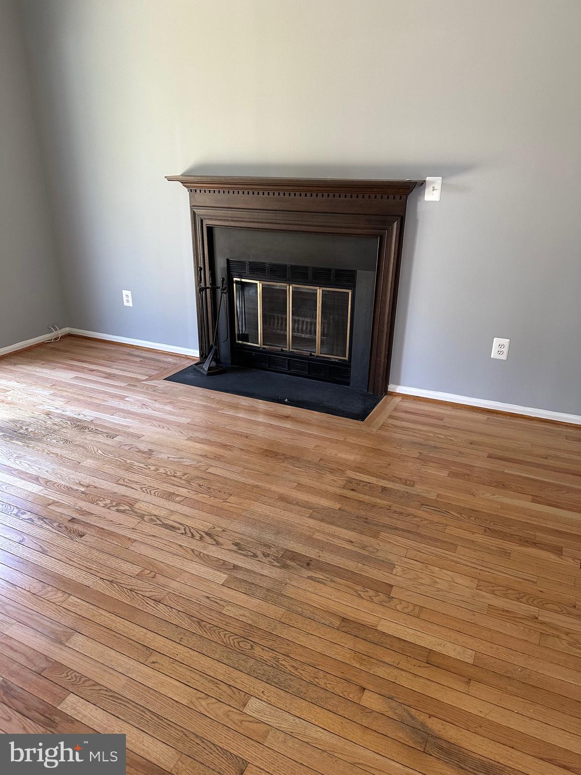 CARRIAGE HILL - Residential Lease