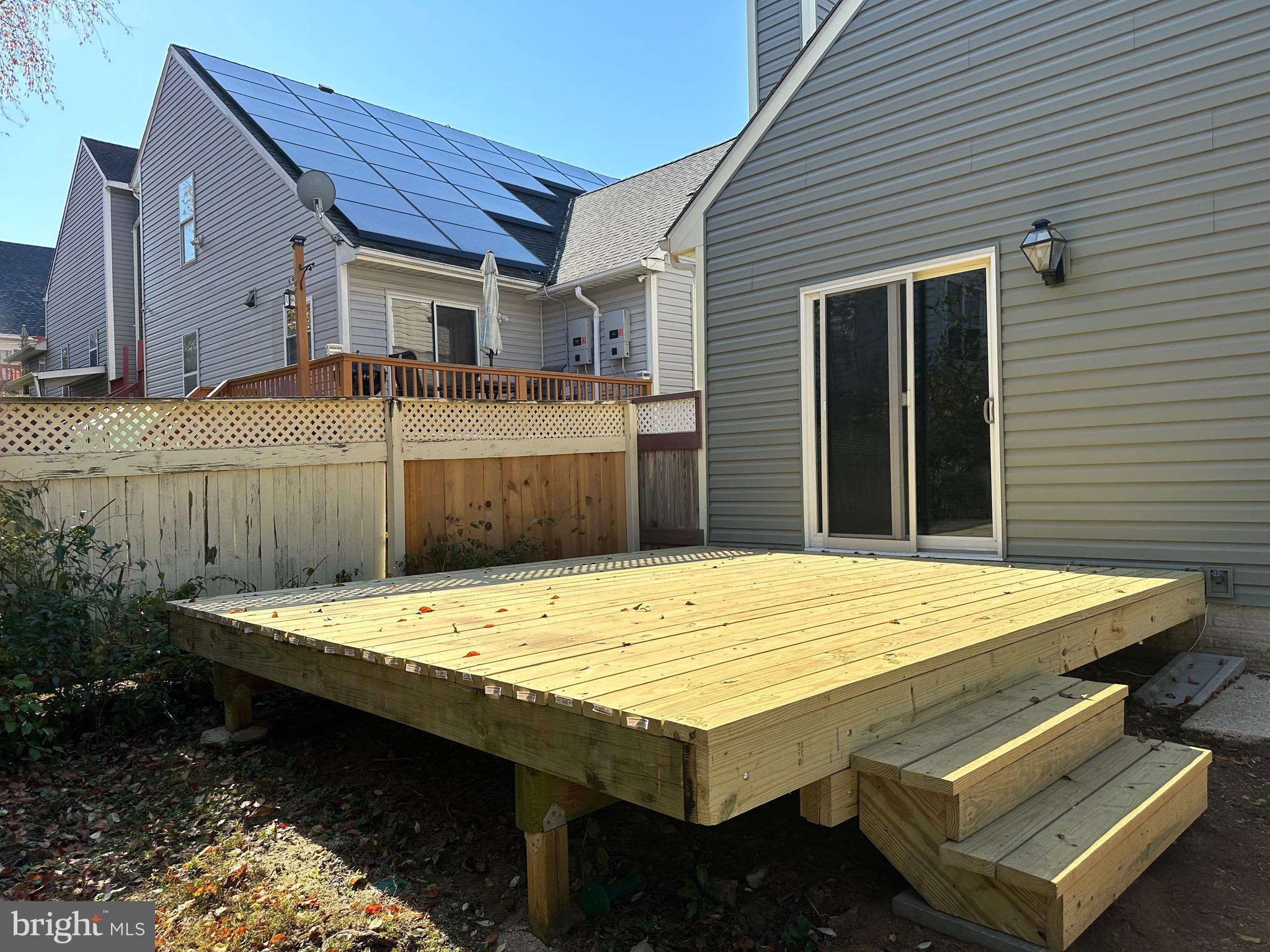 CARRIAGE HILL - Residential Lease