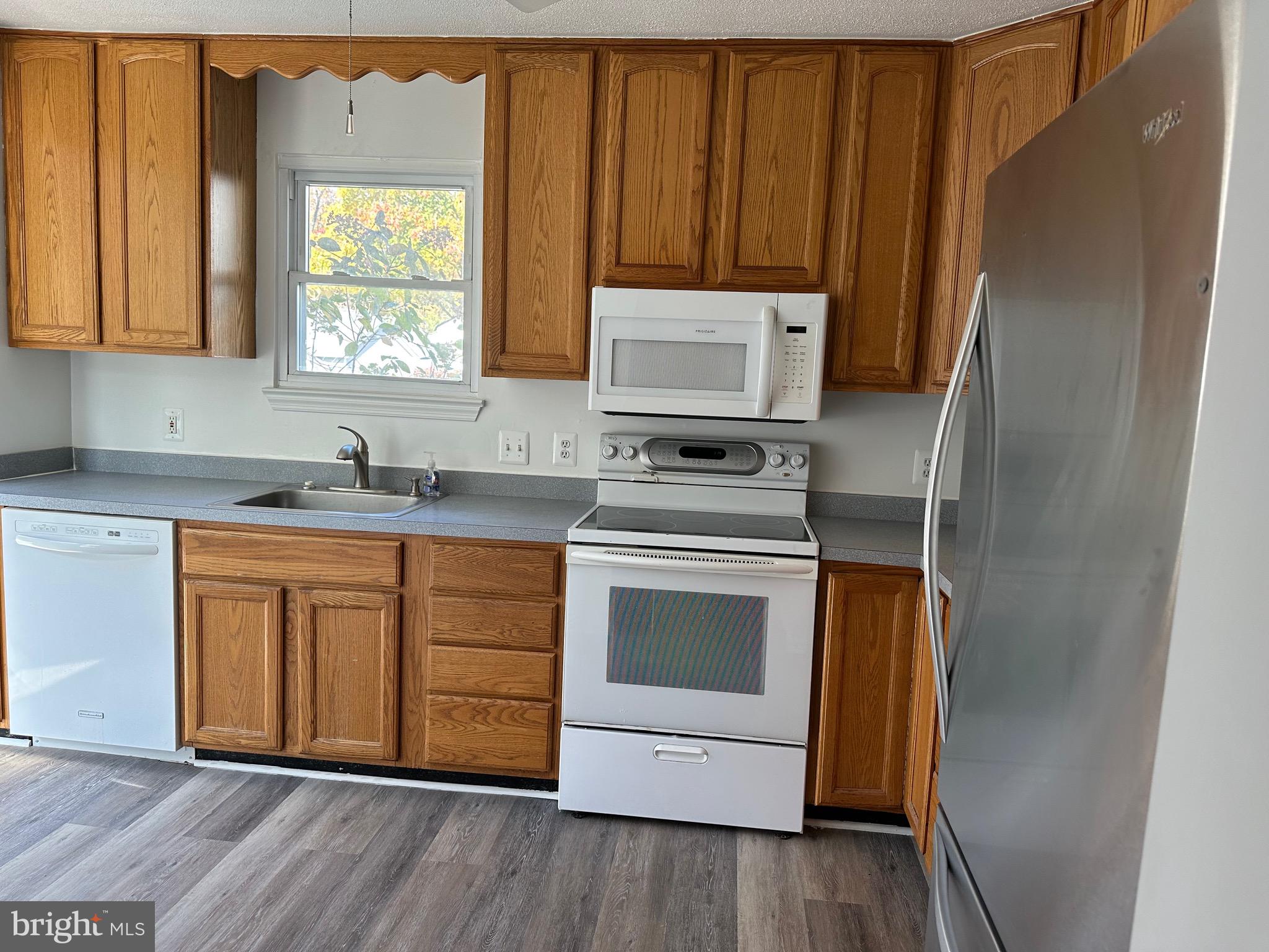 CARRIAGE HILL - Residential Lease