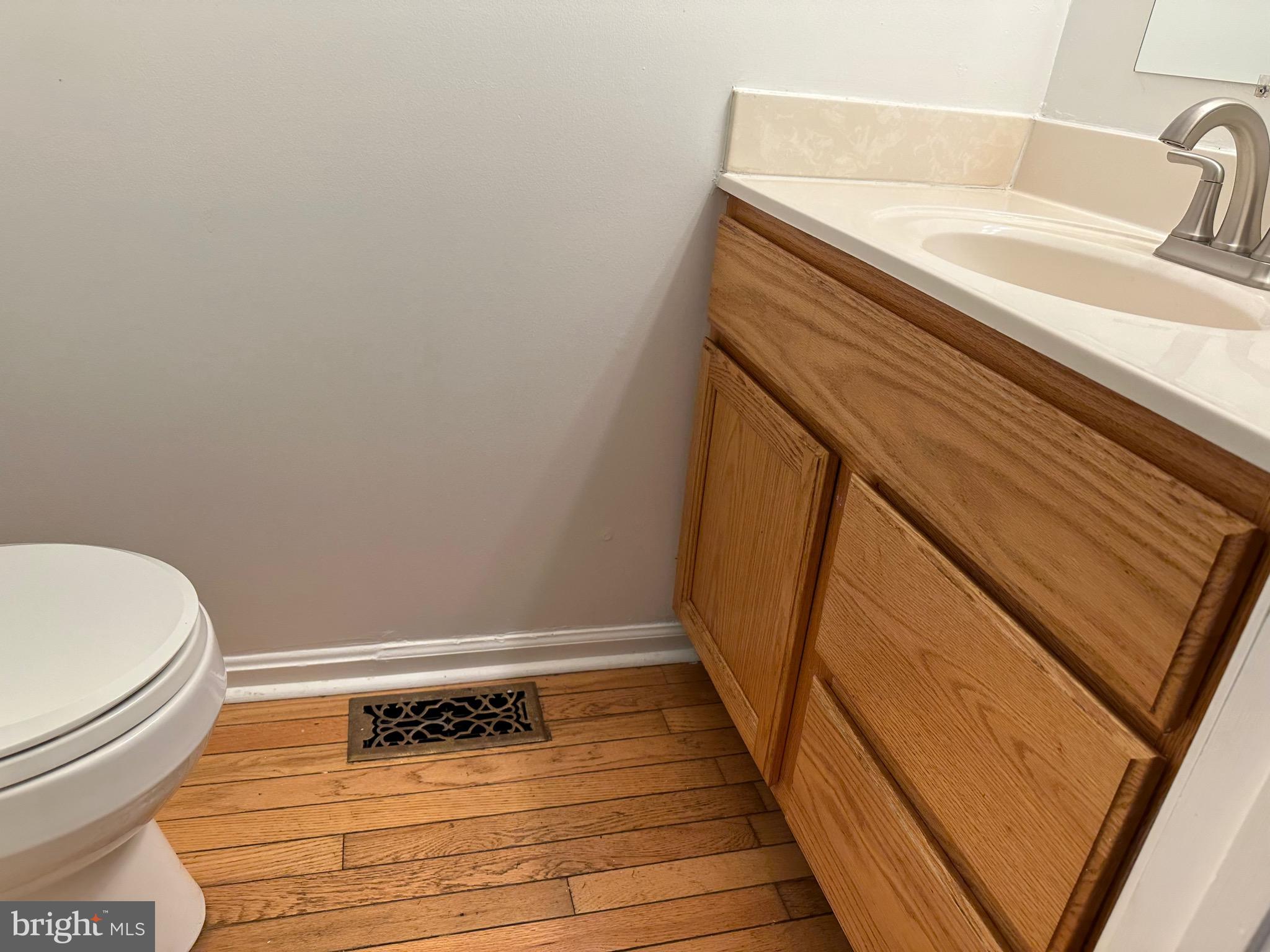 CARRIAGE HILL - Residential Lease