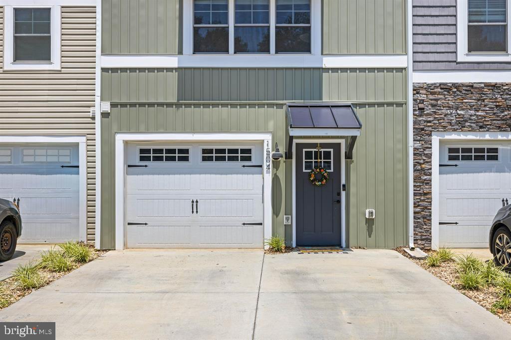 1504 PALOMINO TRAIL