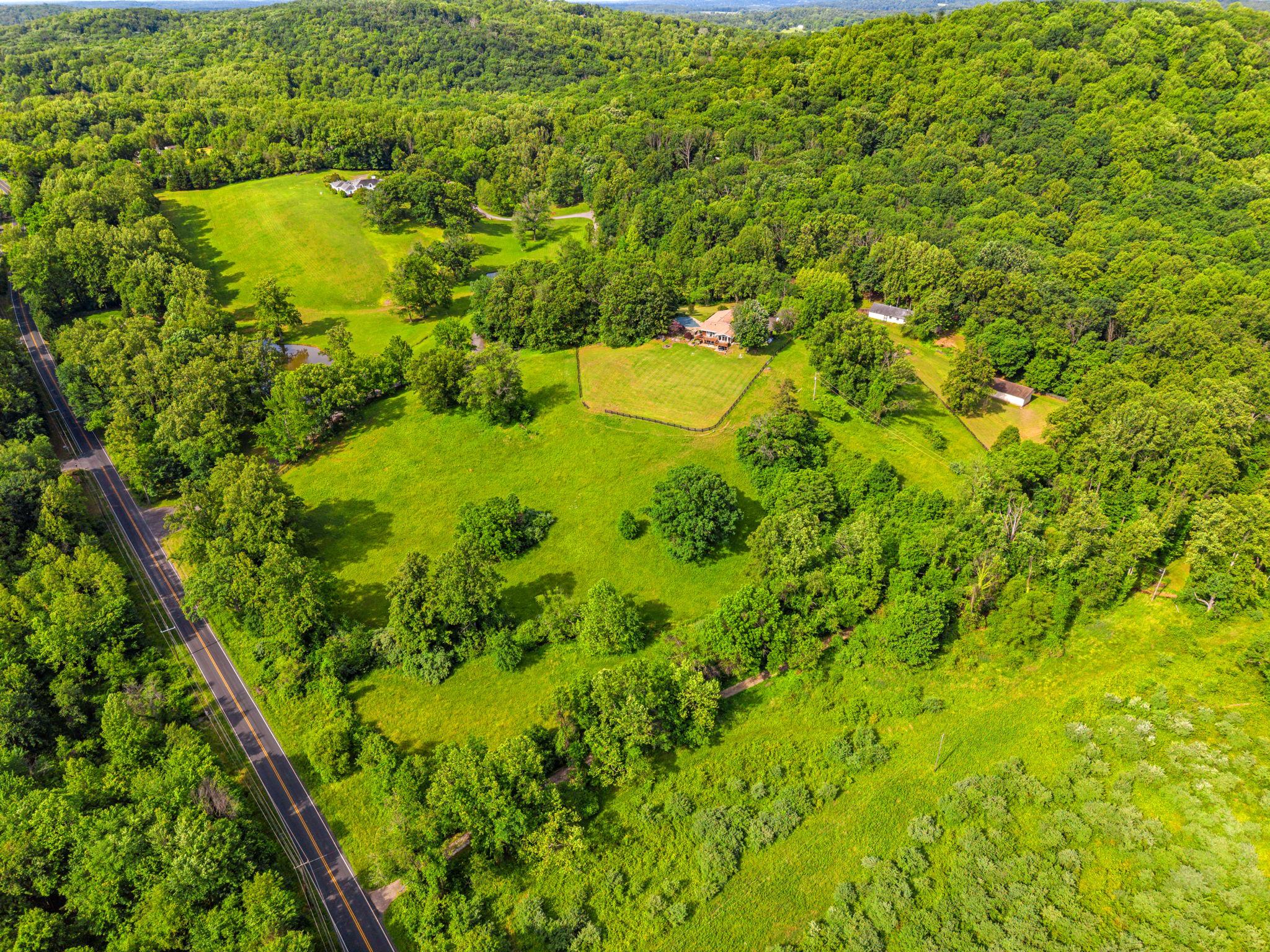 5114 LAUREL LANE