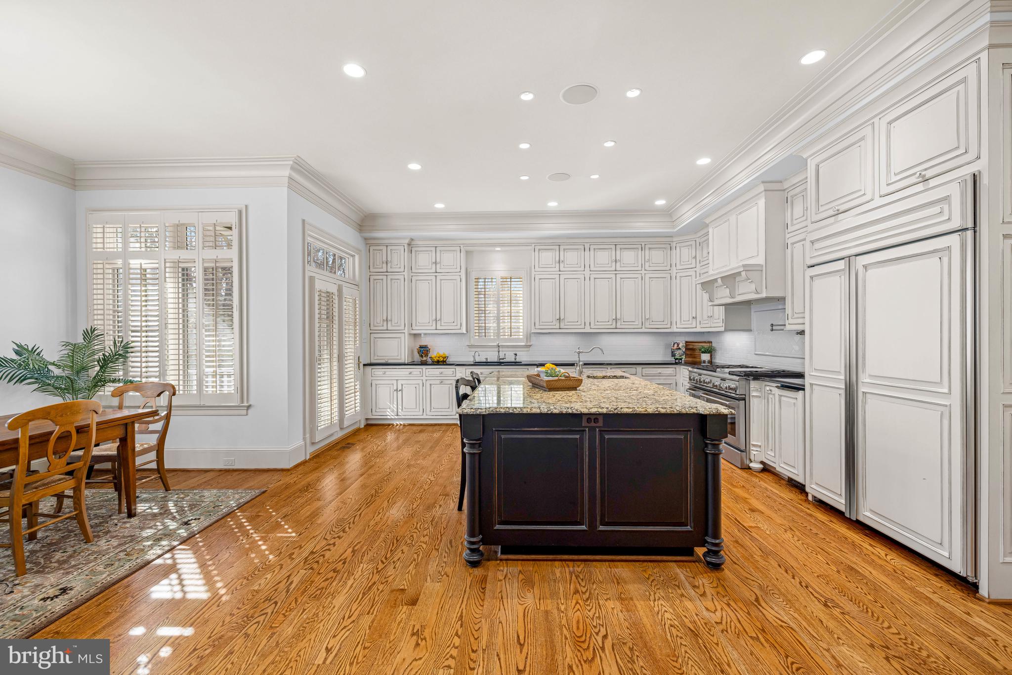 ARLINGWOOD - Residential