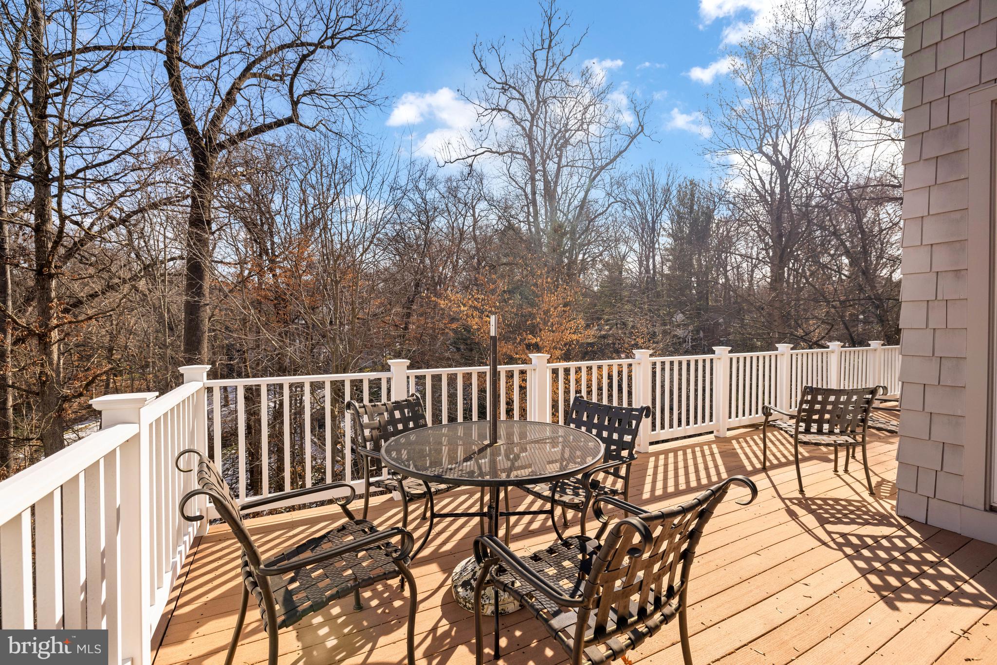 ARLINGWOOD - Residential