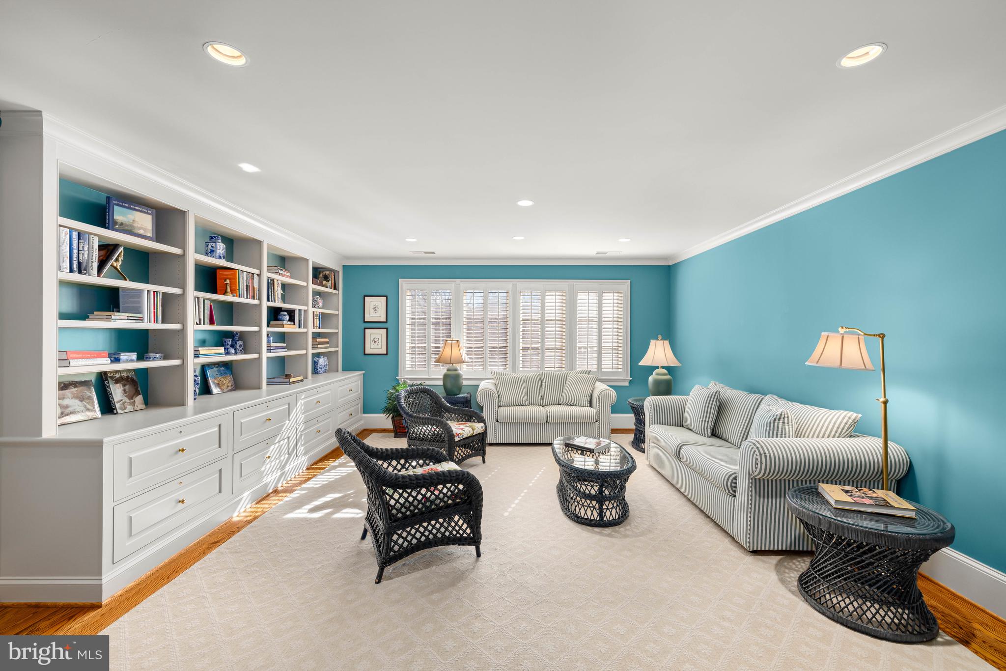 ARLINGWOOD - Residential