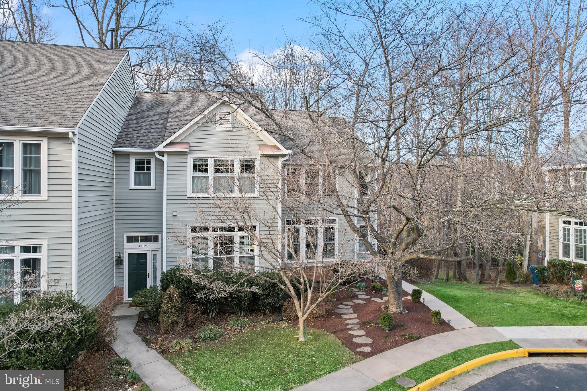 RESTON - Residential