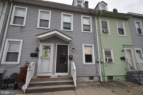 228 ORANGE STREET GLOUCESTER CITY NJ 08030