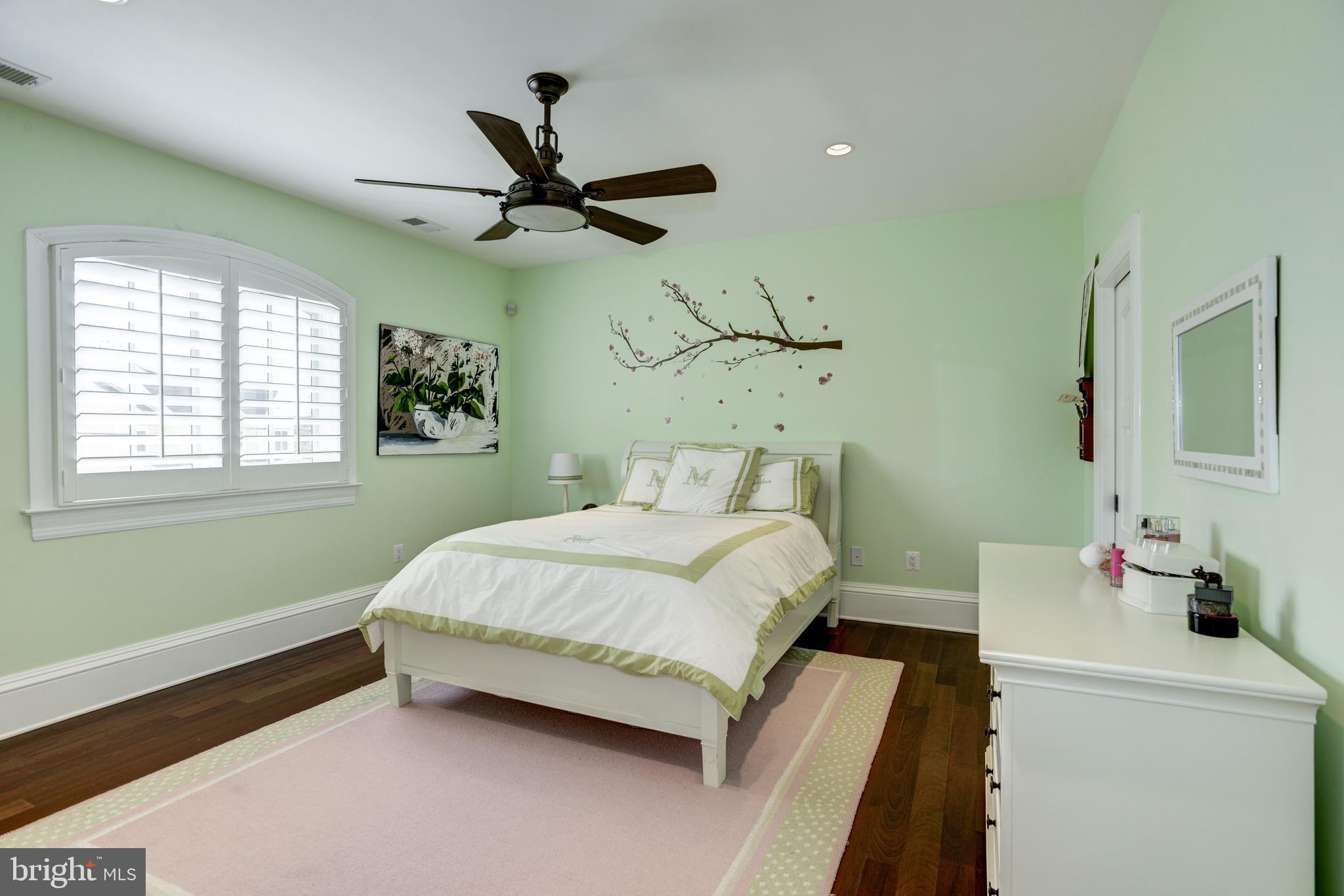 MINOR HILL - Residential