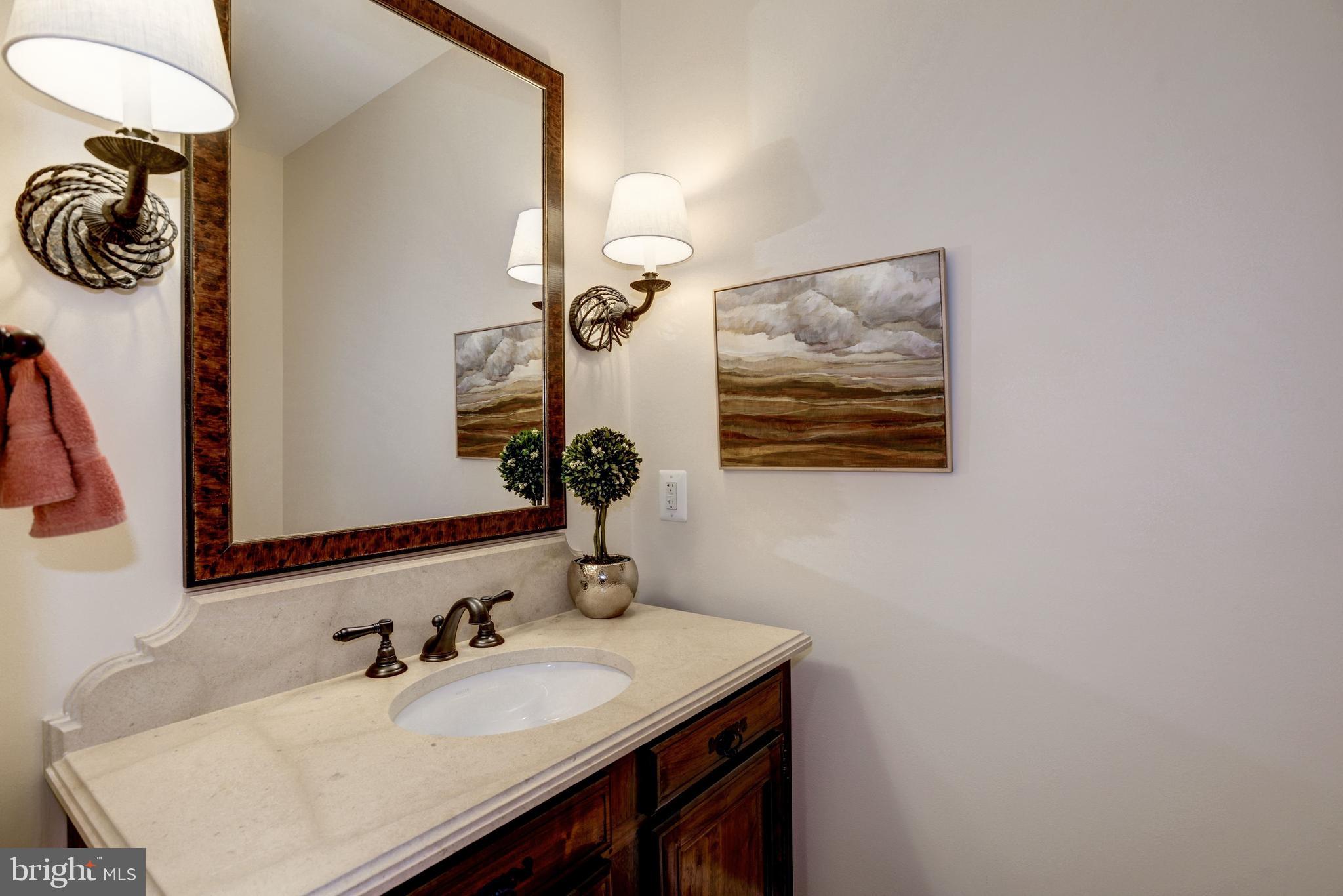 MINOR HILL - Residential