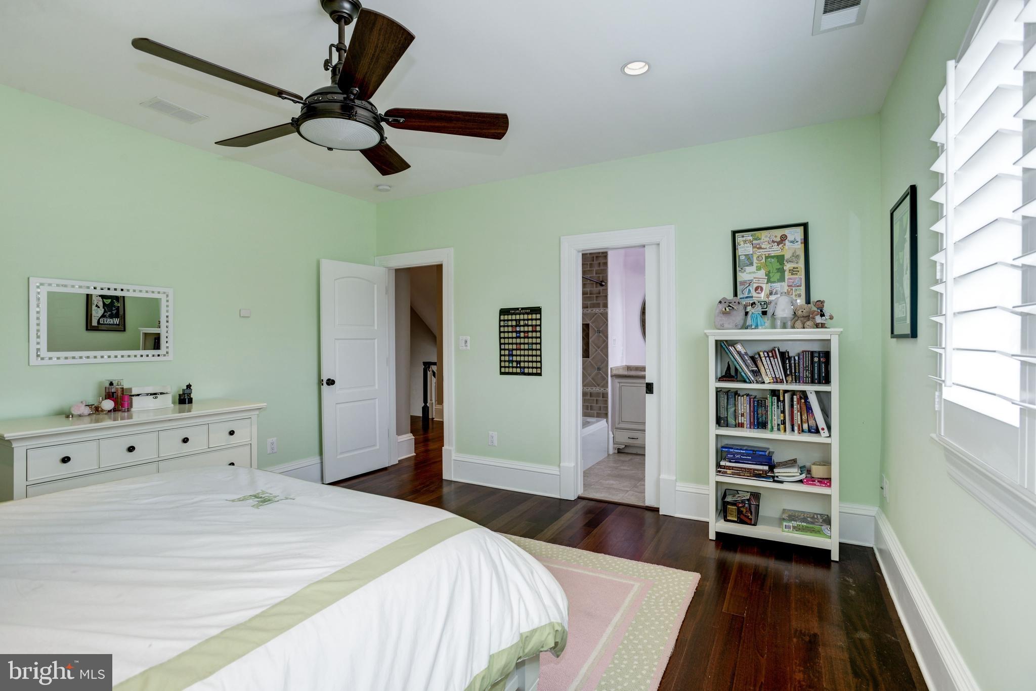 MINOR HILL - Residential