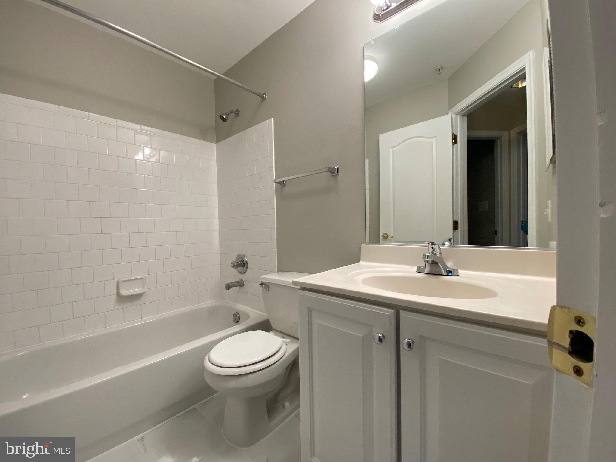 MONMOUTH MEADOWS - Residential Lease