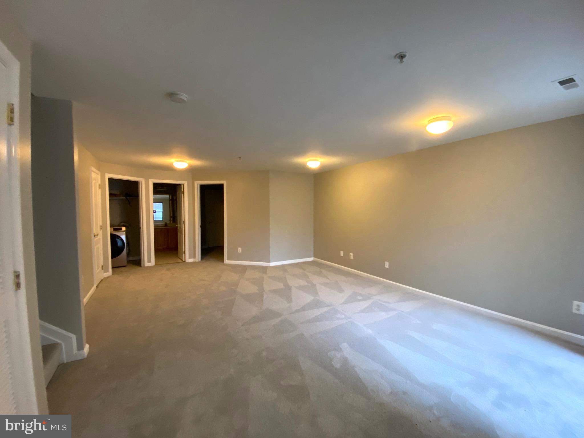 MONMOUTH MEADOWS - Residential Lease