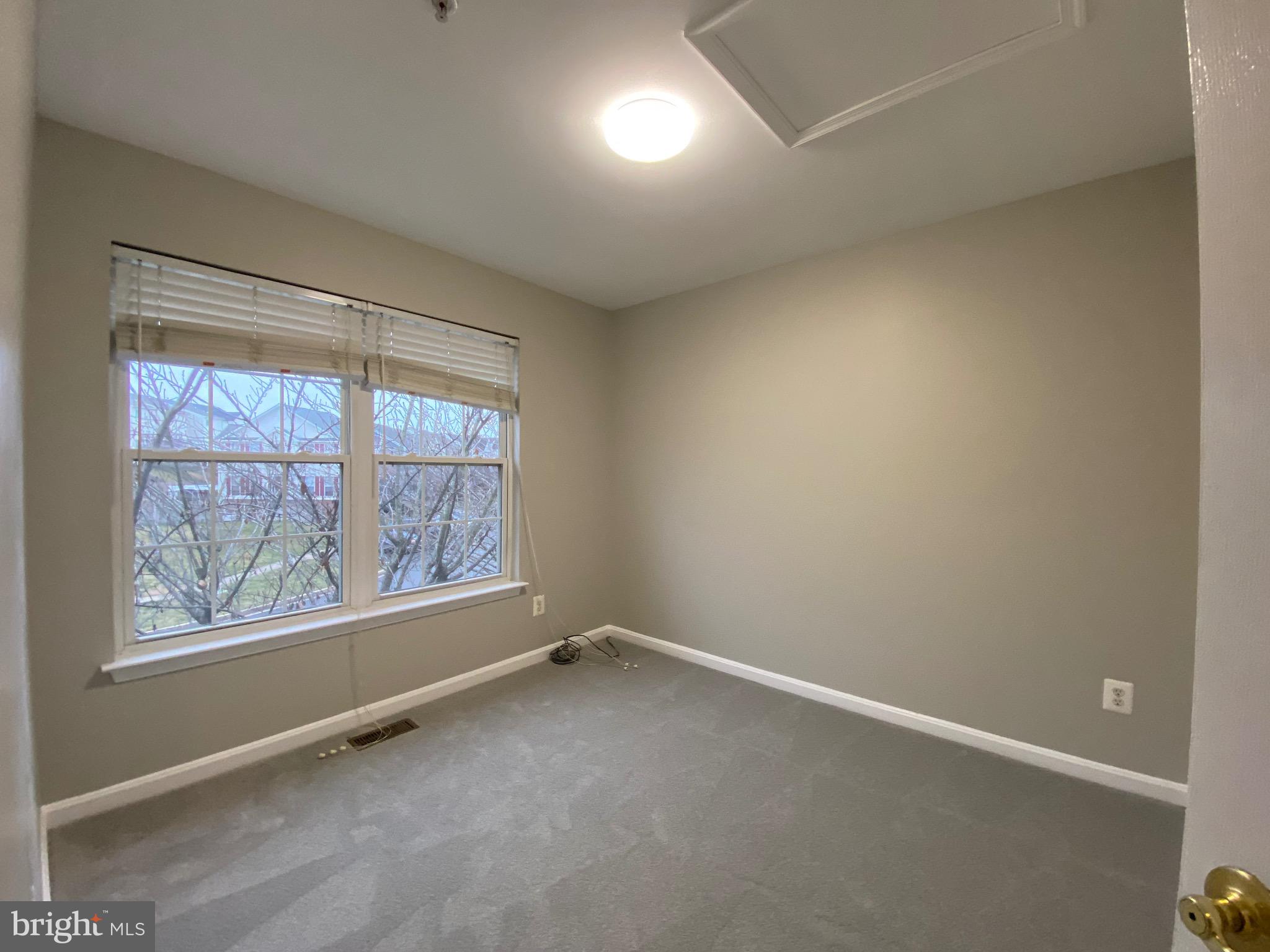 MONMOUTH MEADOWS - Residential Lease