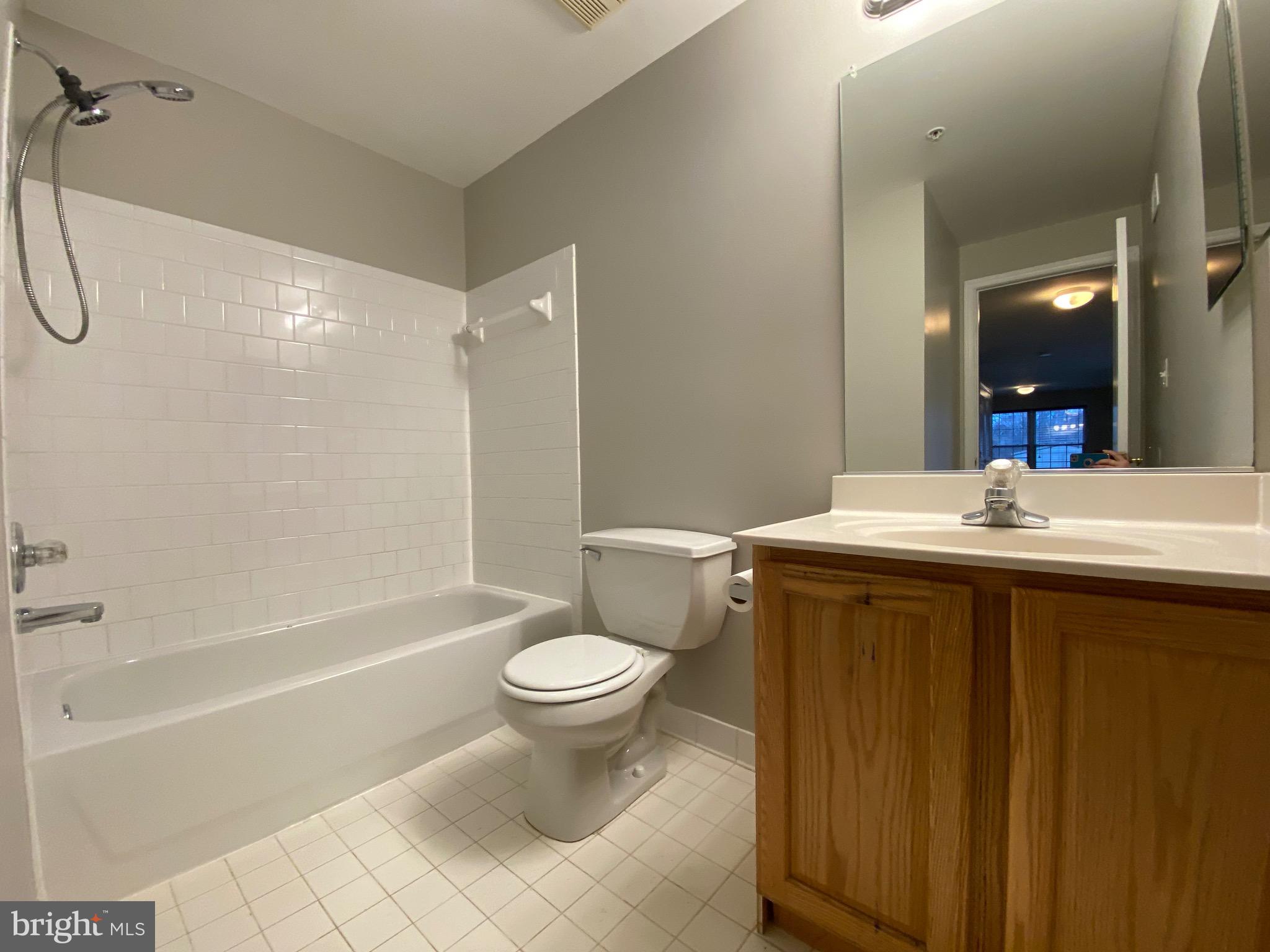 MONMOUTH MEADOWS - Residential Lease