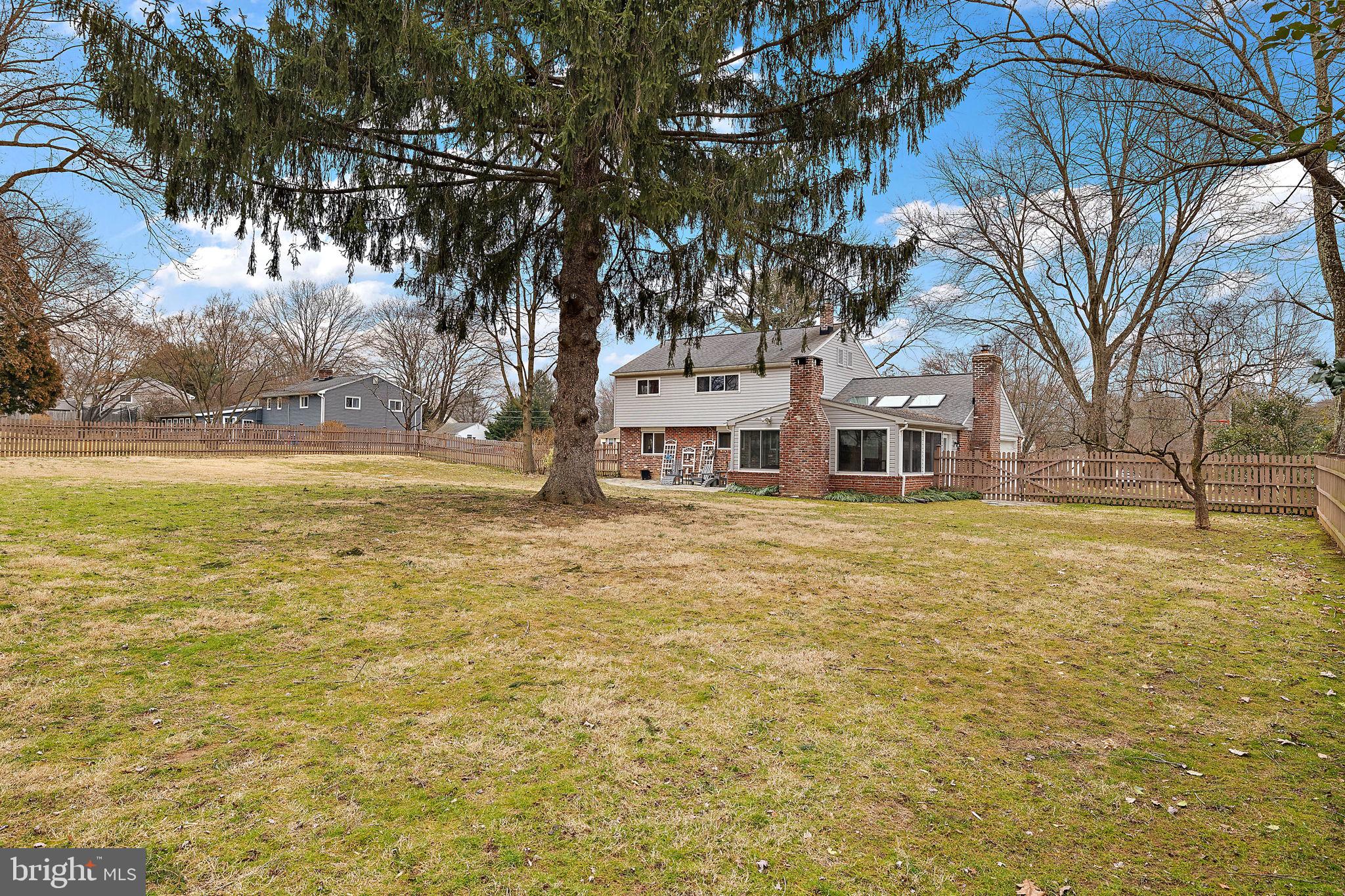 GRAND OAK RUN - Residential