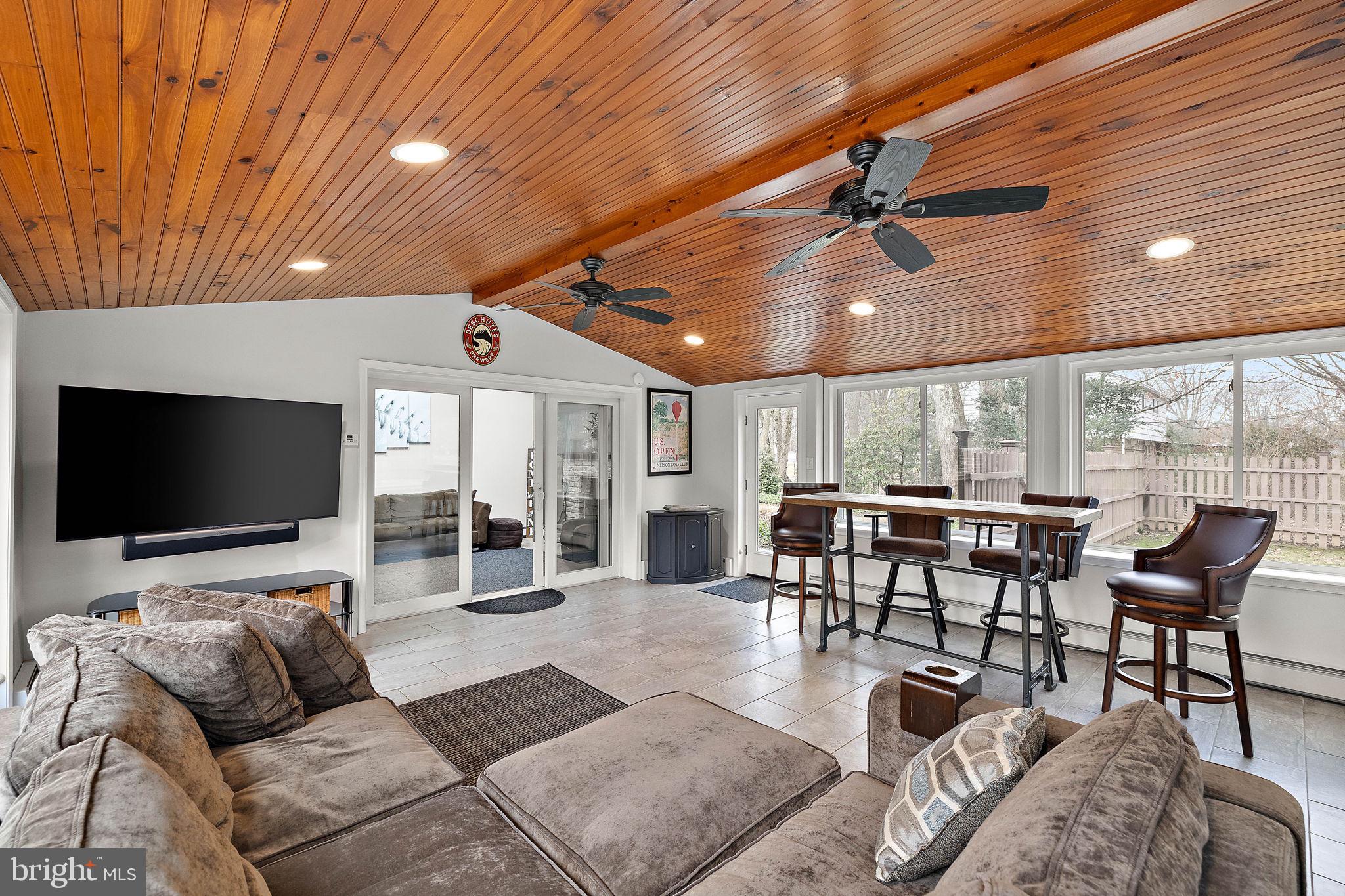 GRAND OAK RUN - Residential