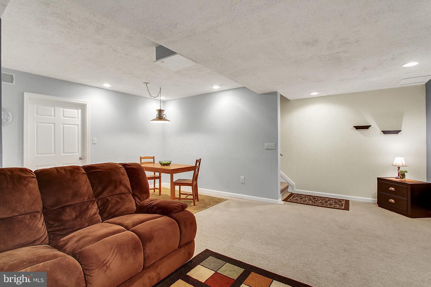 OLD FIELDS - Residential