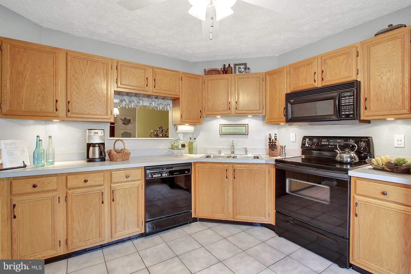 OLD FIELDS - Residential