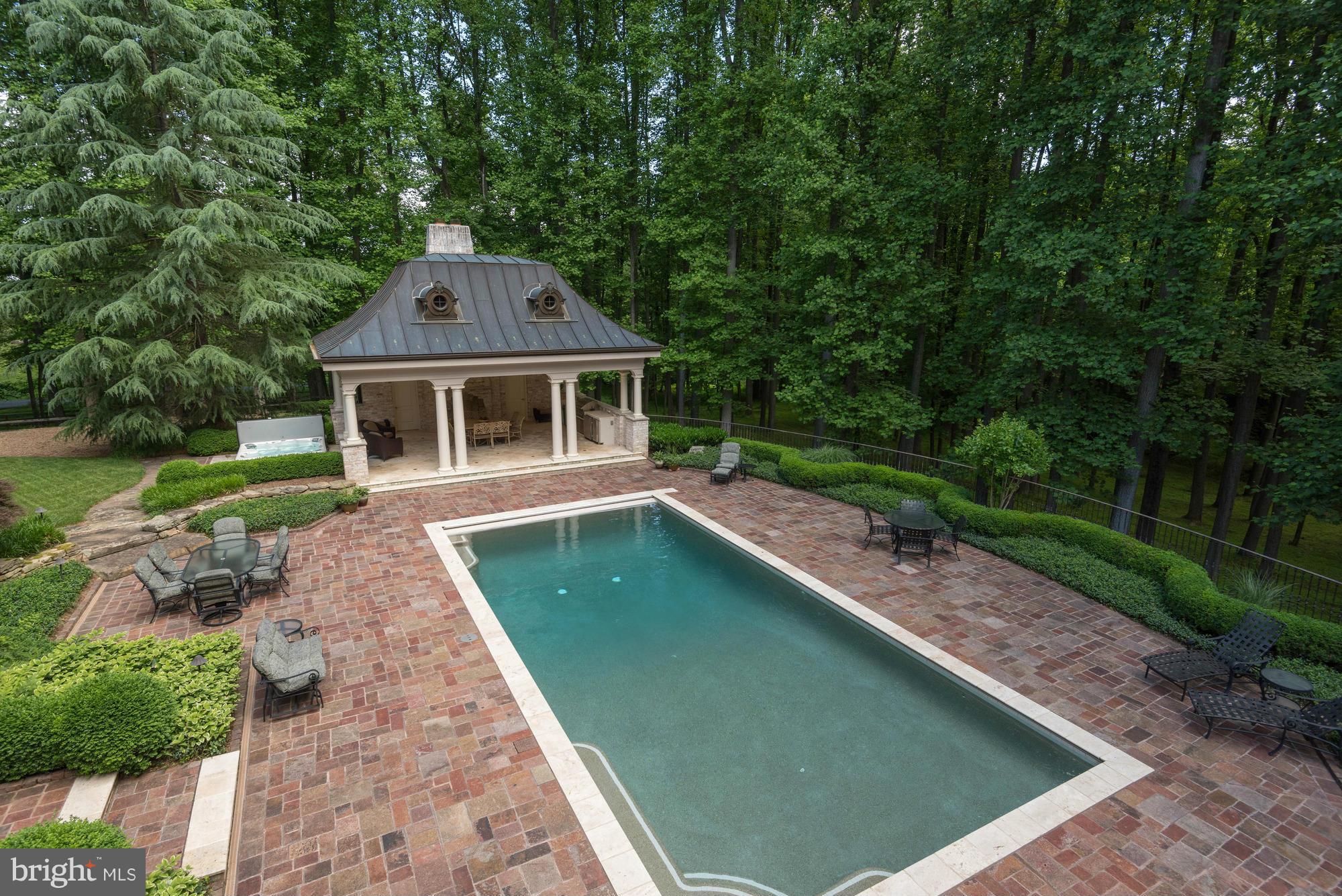 MERRYELLE ACRES - Residential