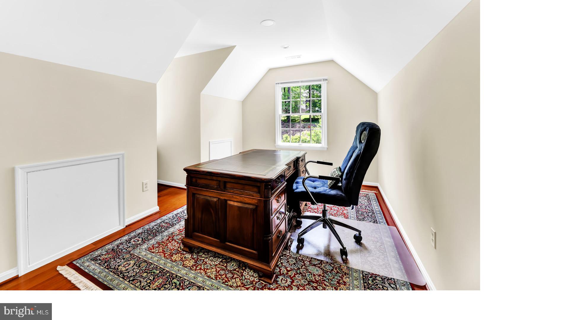 LAURELFORD - Residential