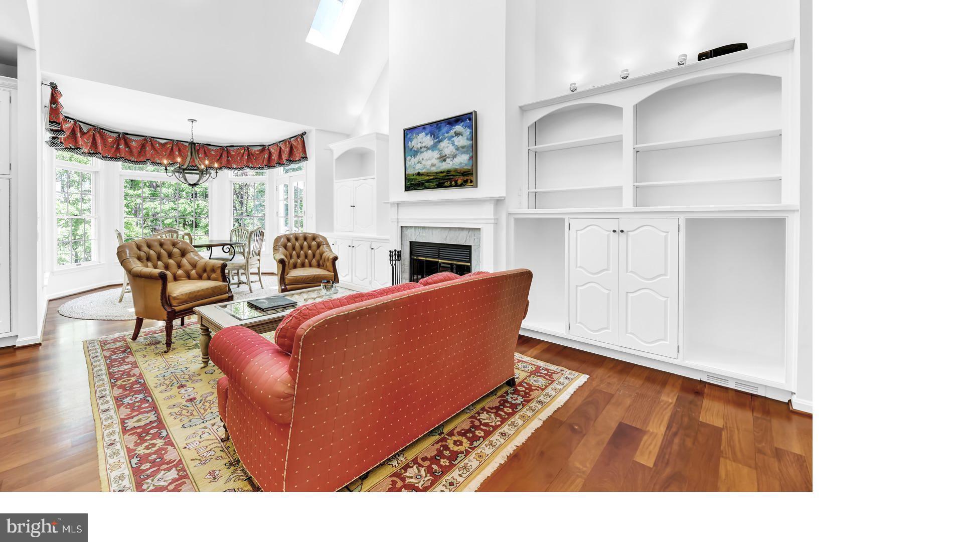 LAURELFORD - Residential