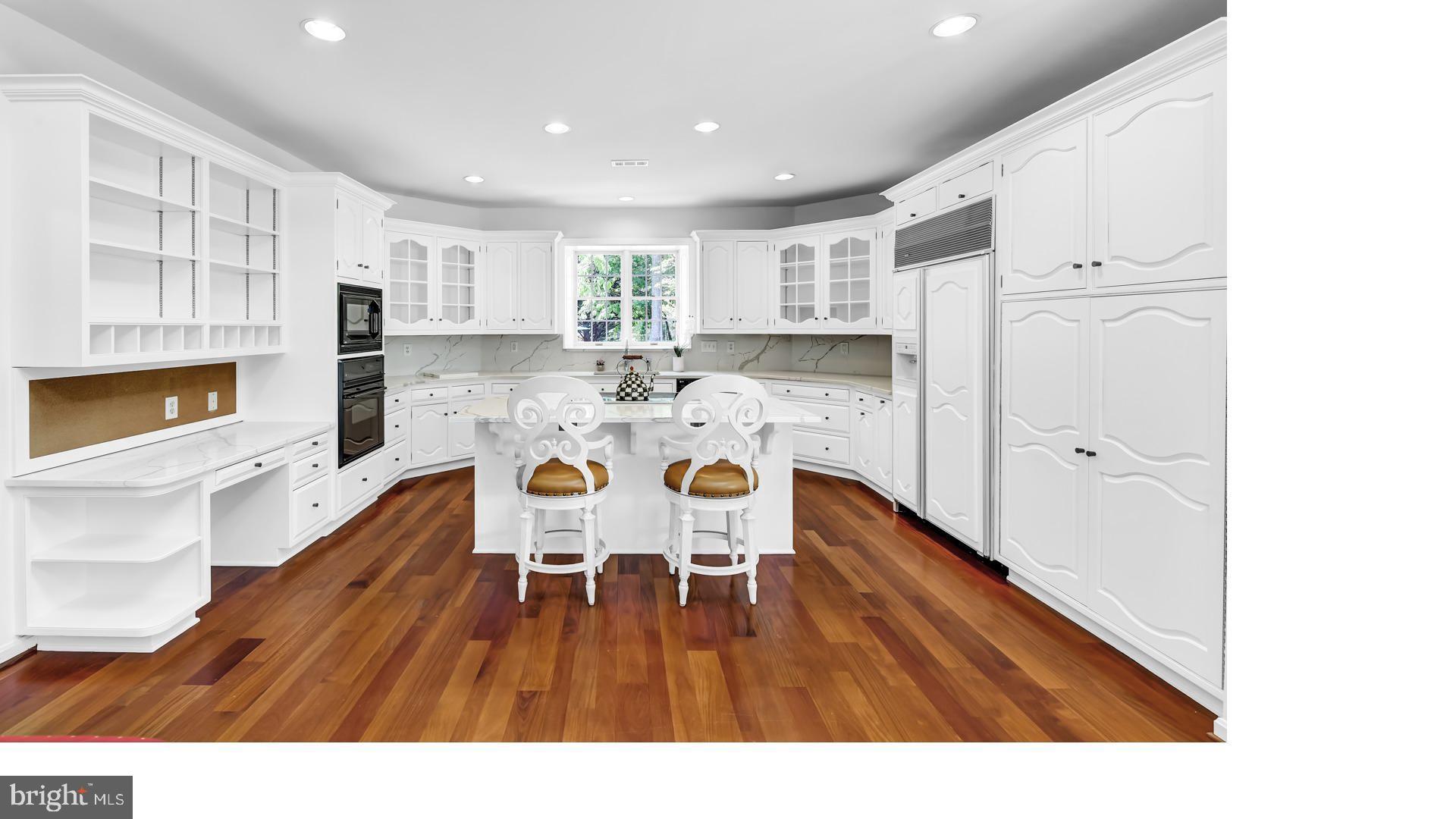 LAURELFORD - Residential