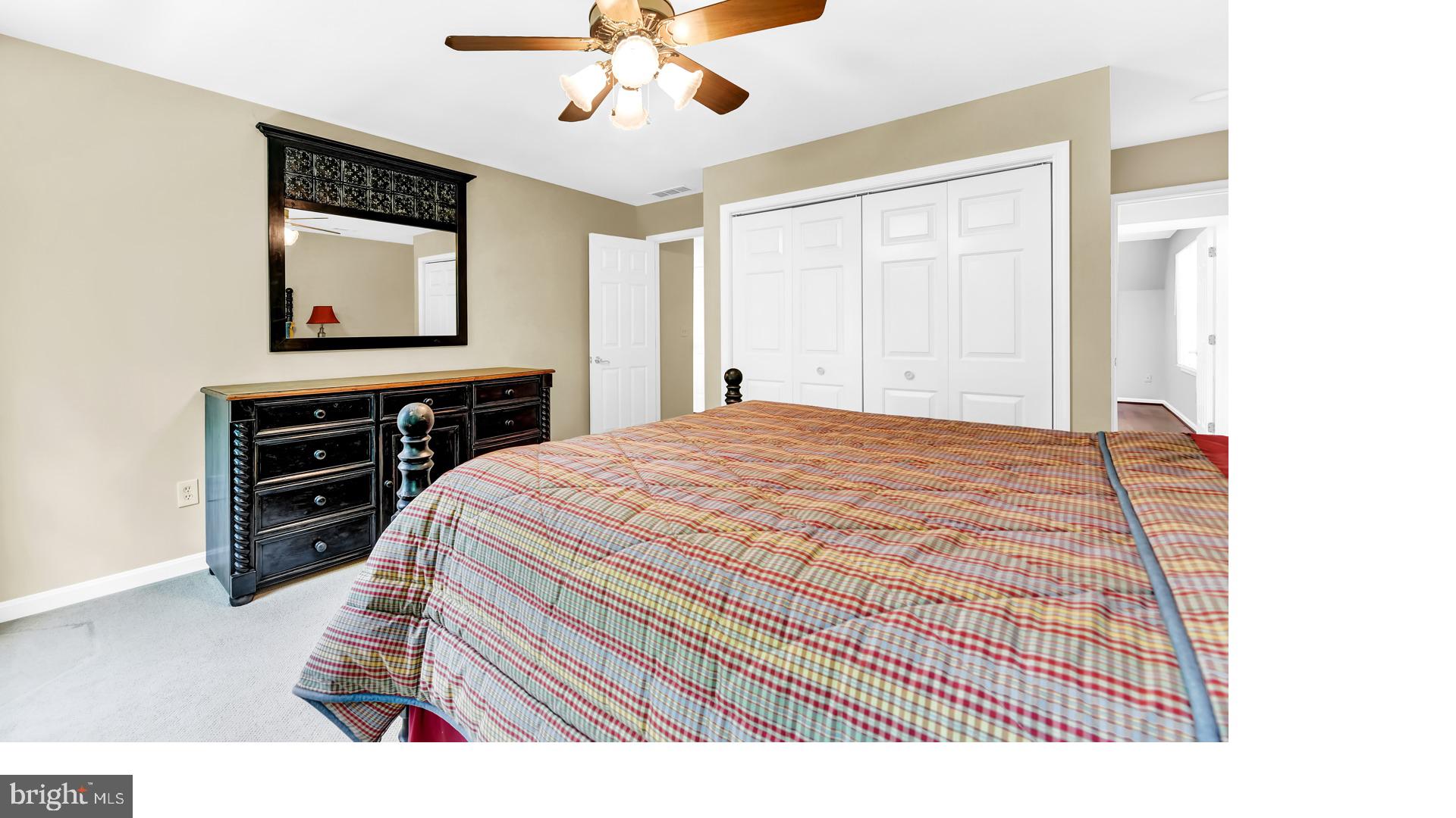 LAURELFORD - Residential