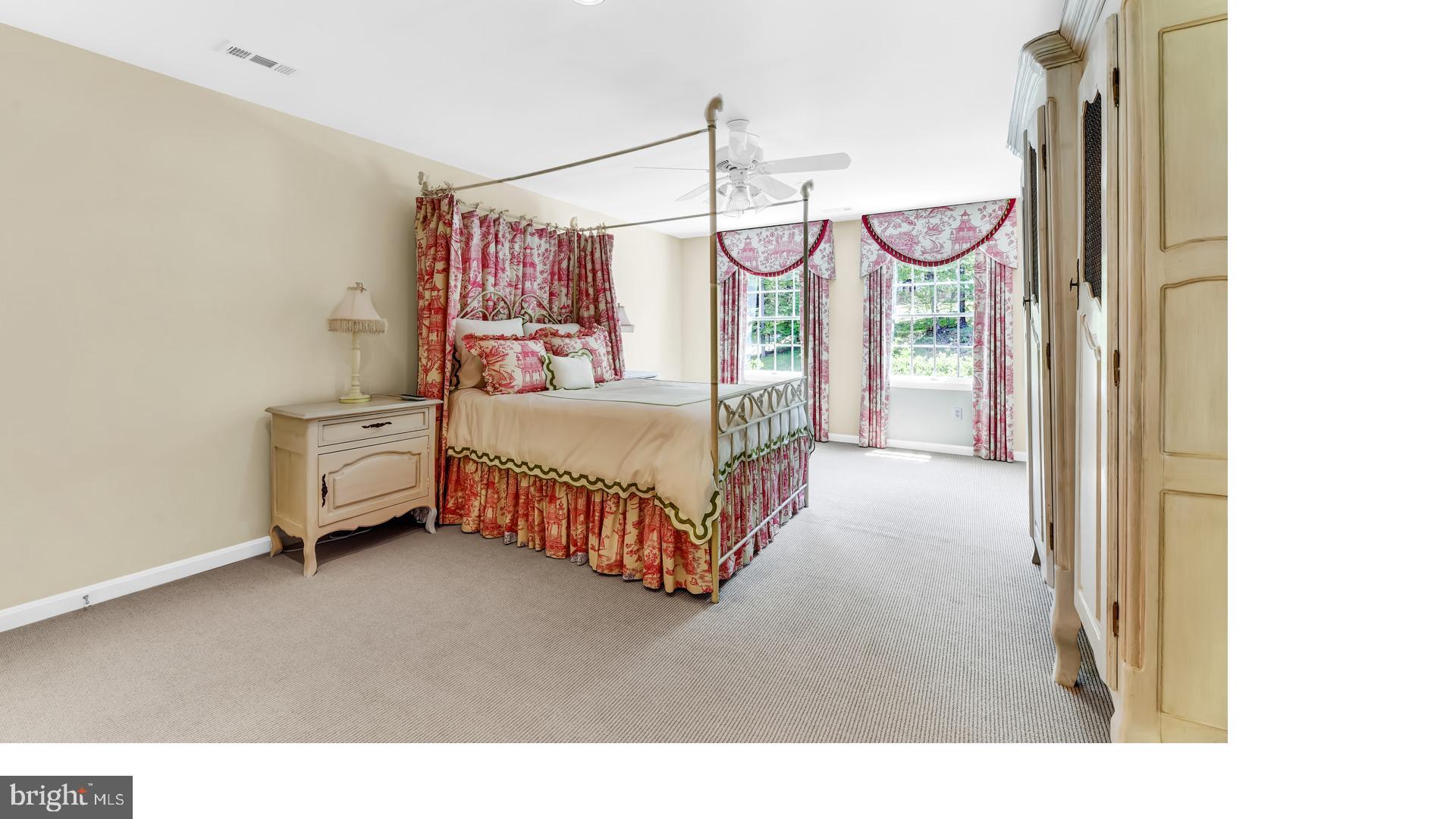 LAURELFORD - Residential