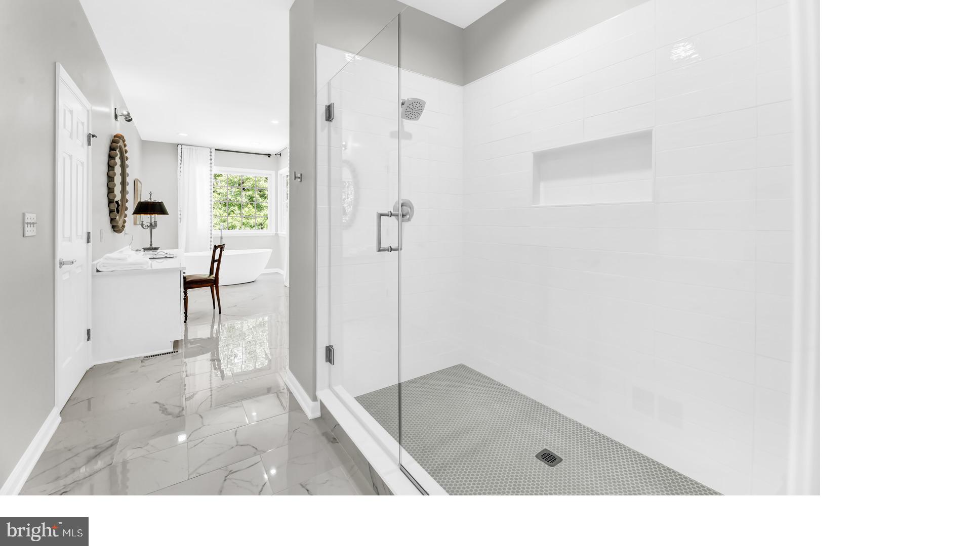 LAURELFORD - Residential