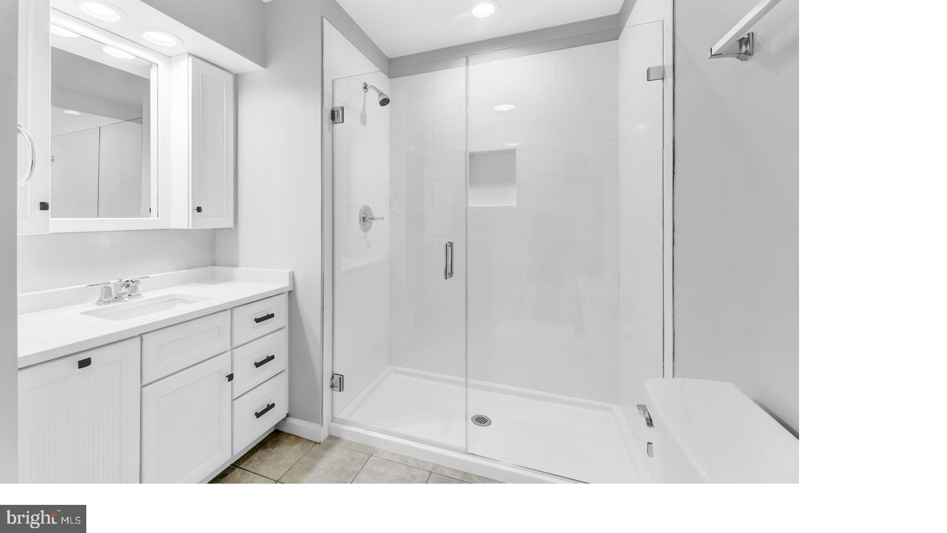 LAURELFORD - Residential