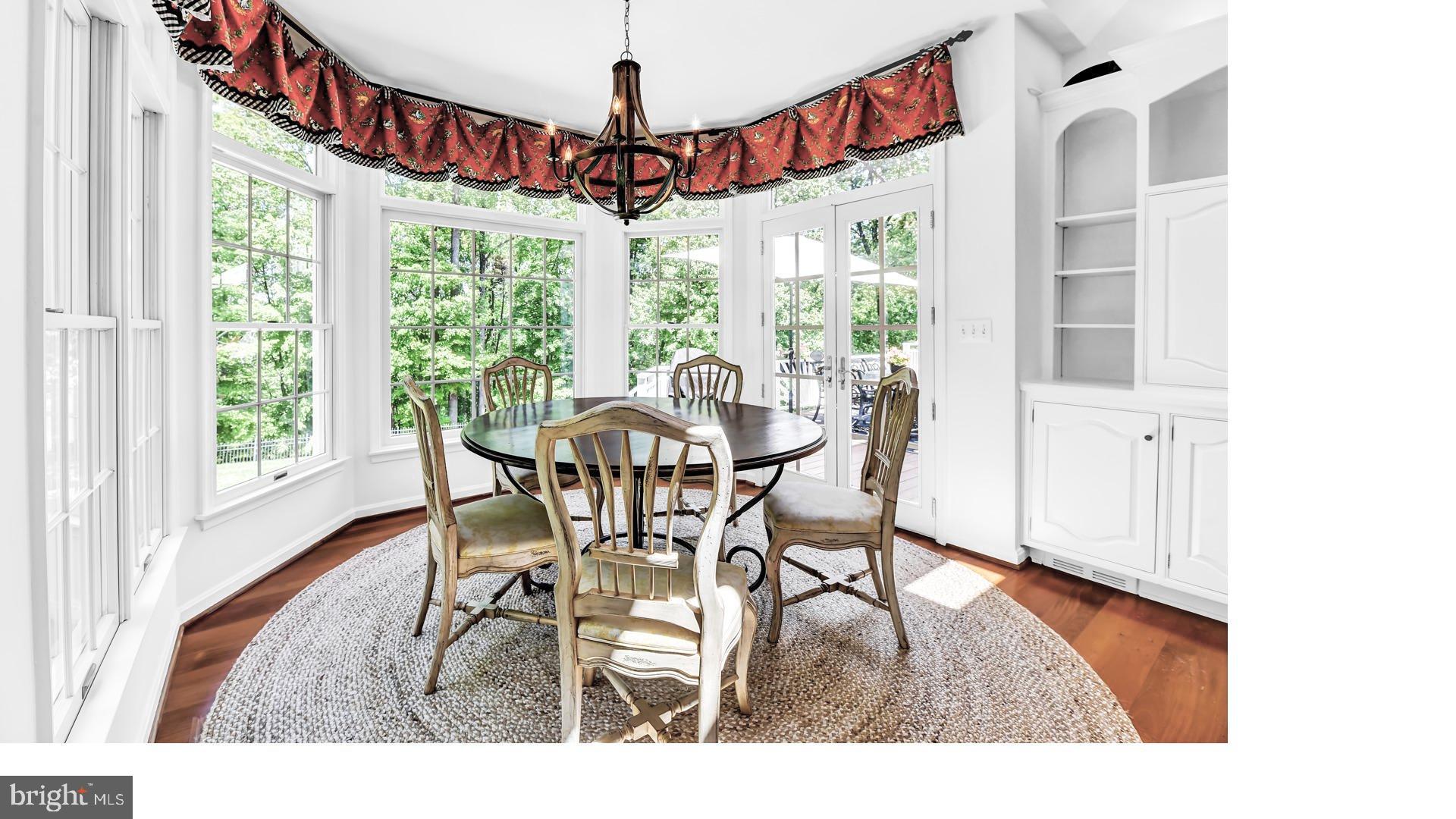 LAURELFORD - Residential