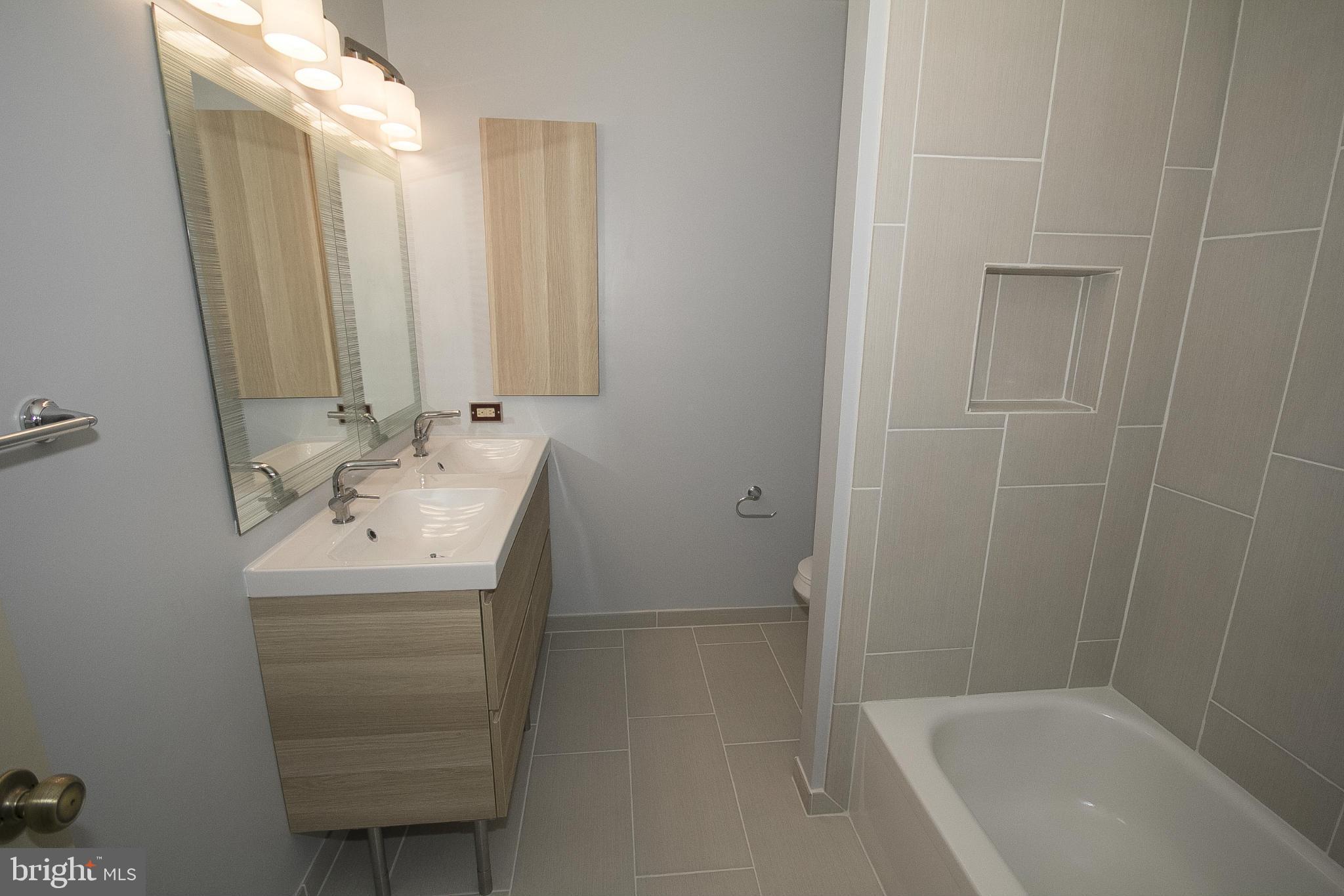 LOVETON FARMS - Residential Lease