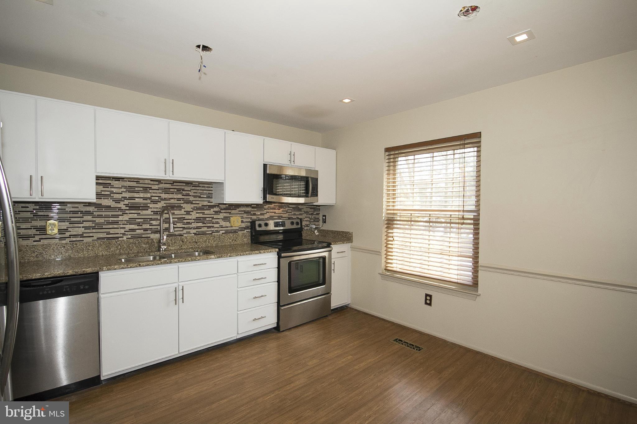 LOVETON FARMS - Residential Lease